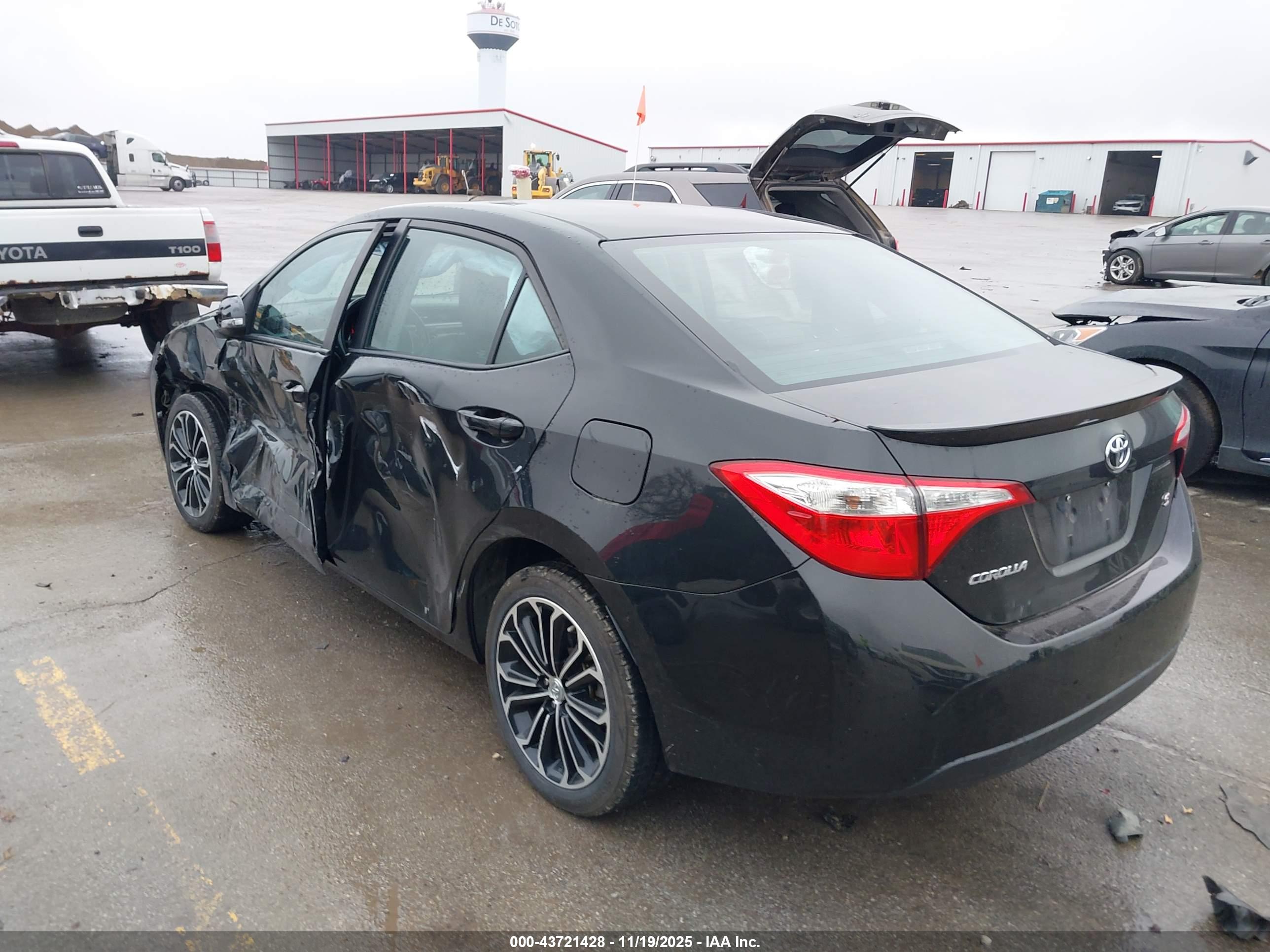 TOYOTA COROLLA image 3