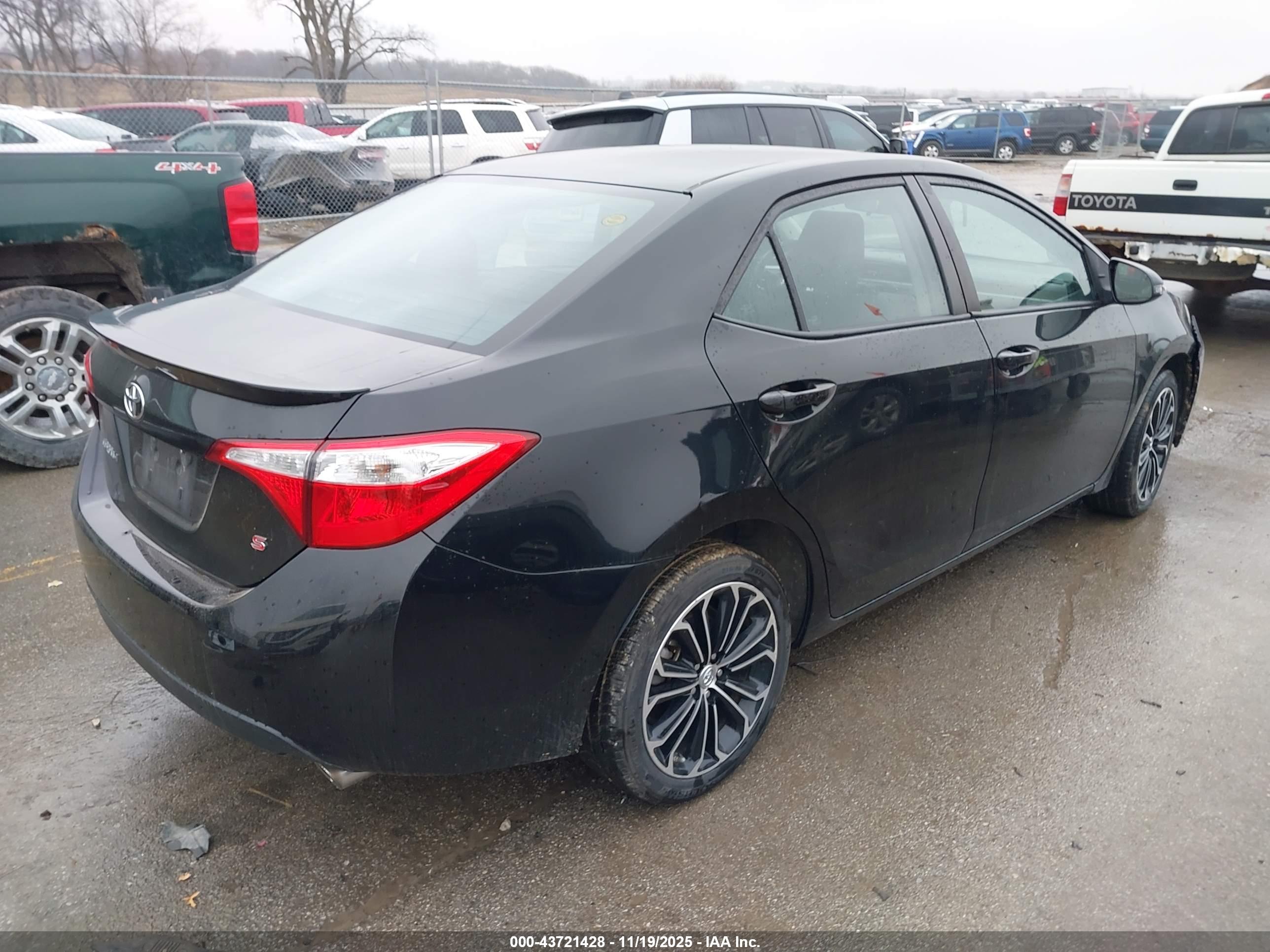 TOYOTA COROLLA image 4