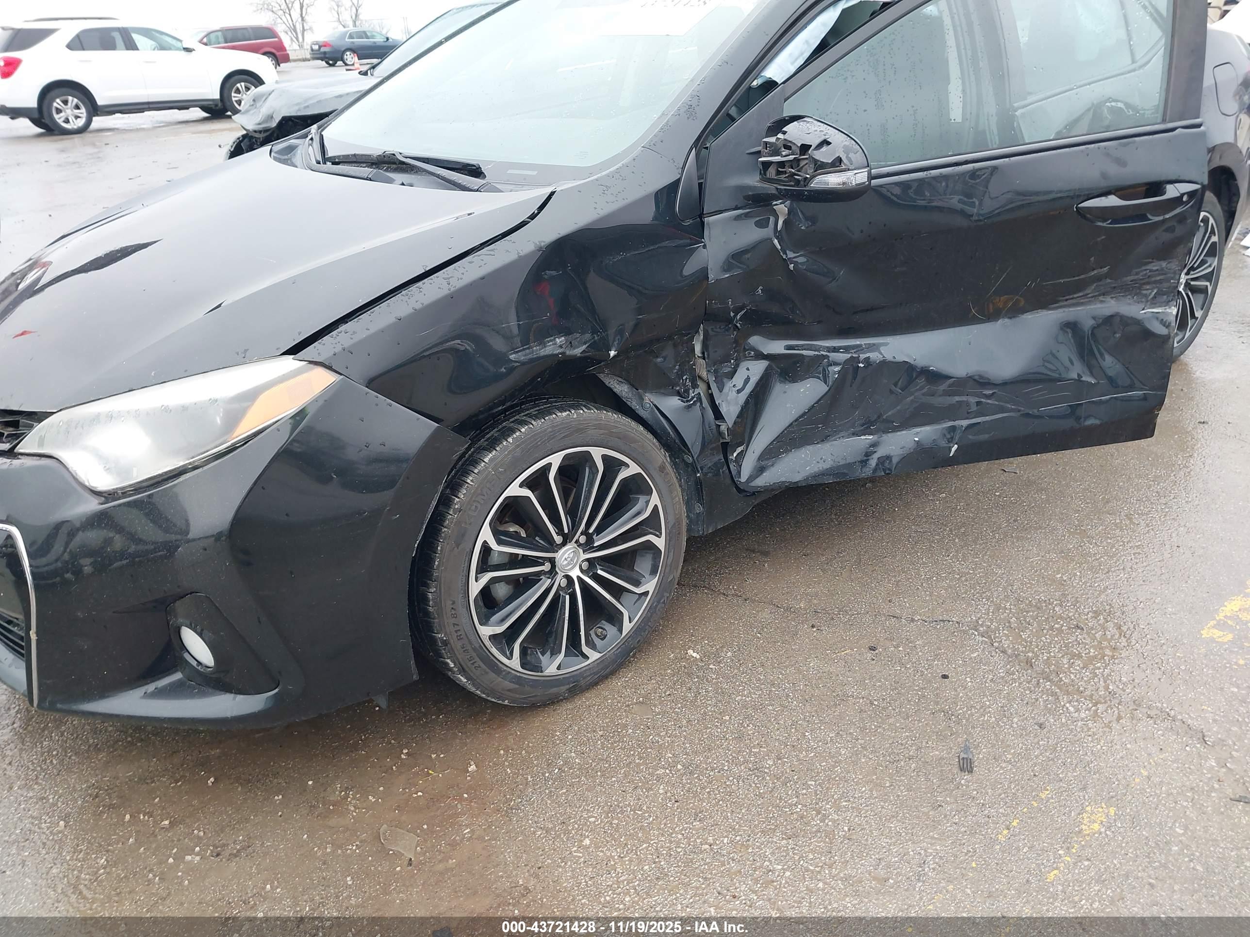 TOYOTA COROLLA image 6