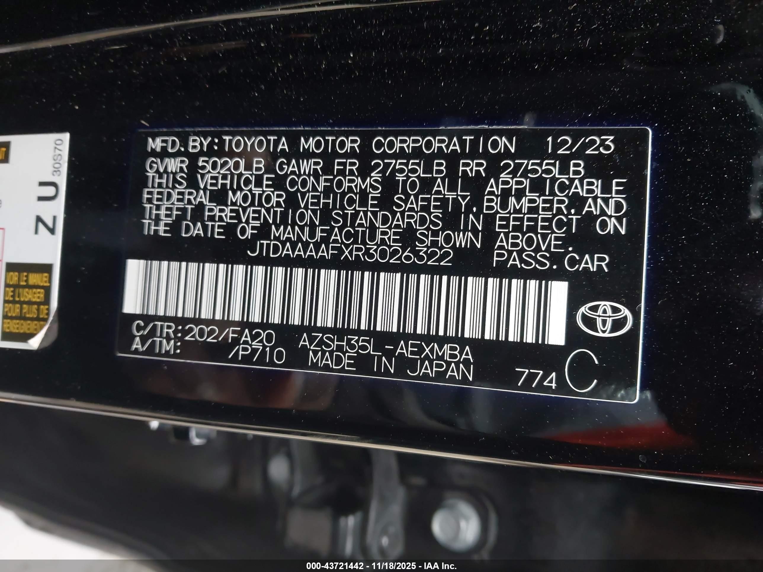 TOYOTA CROWN image 9