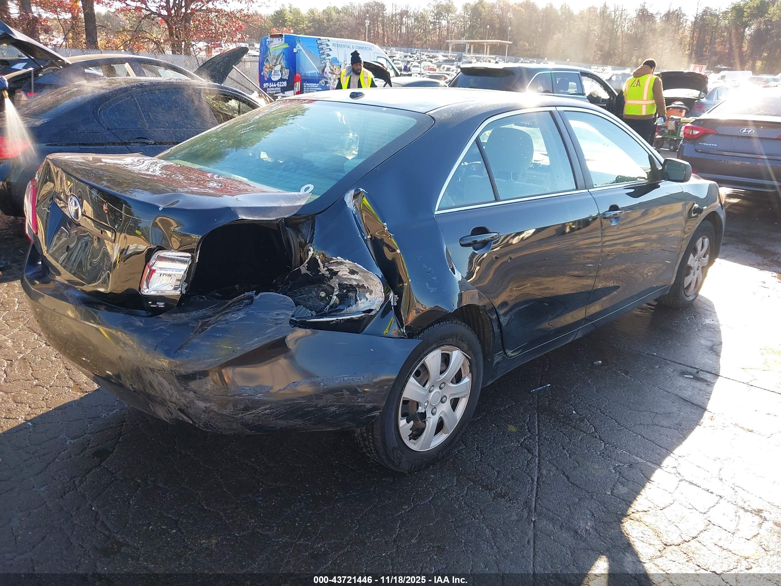 TOYOTA CAMRY image 4