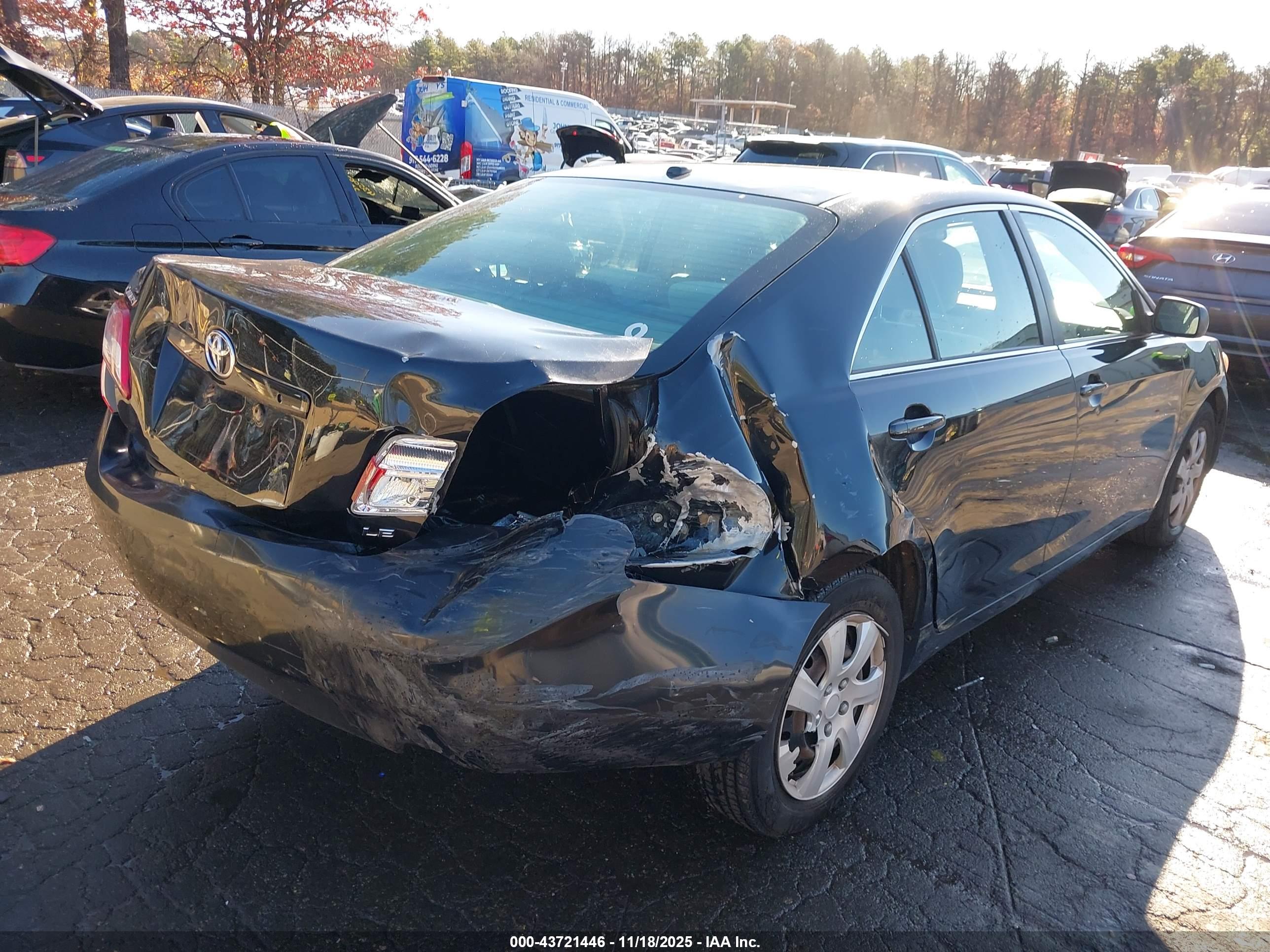 TOYOTA CAMRY image 6