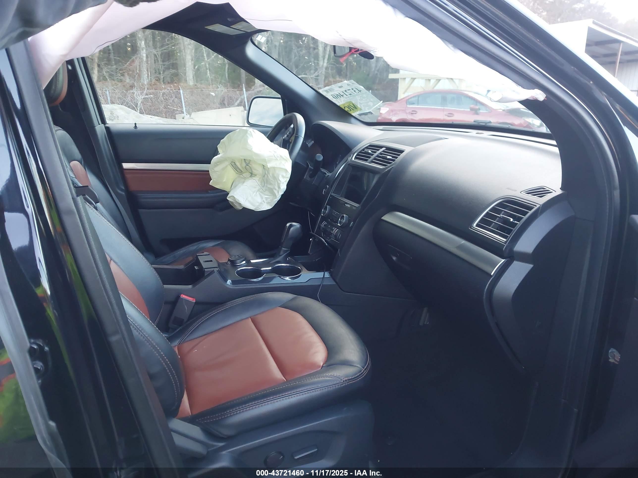 FORD EXPLORER image 5