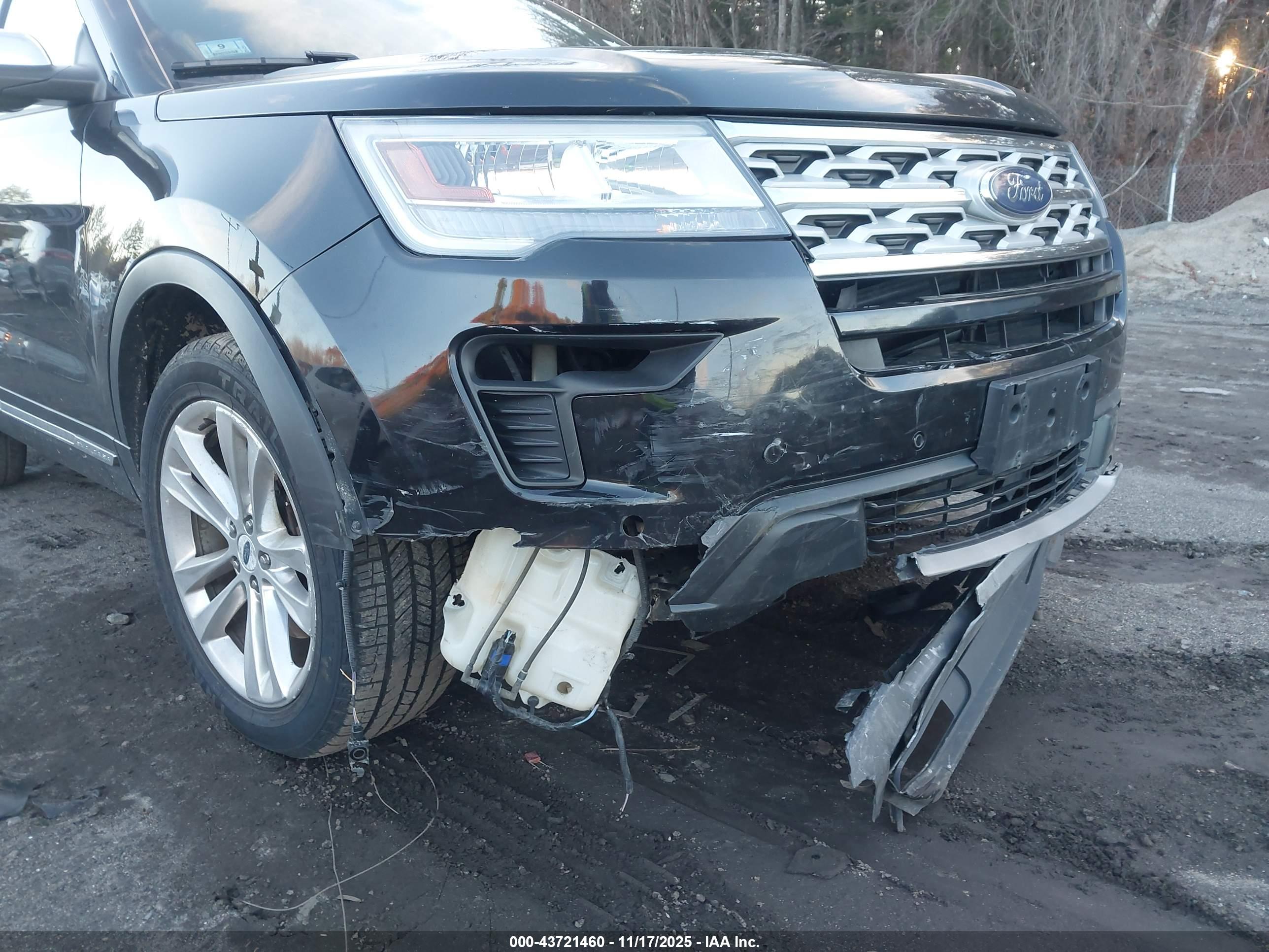 FORD EXPLORER image 6