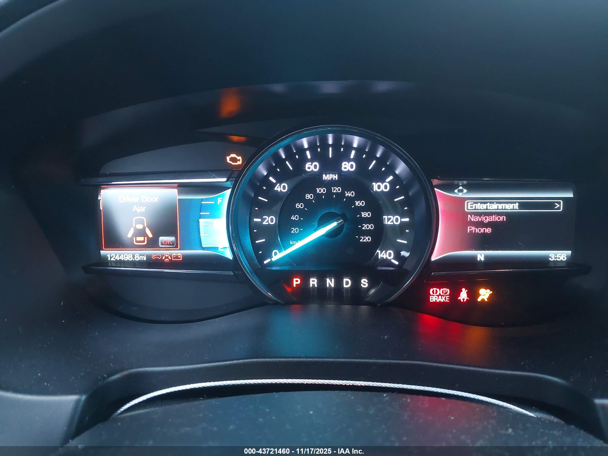 FORD EXPLORER image 7