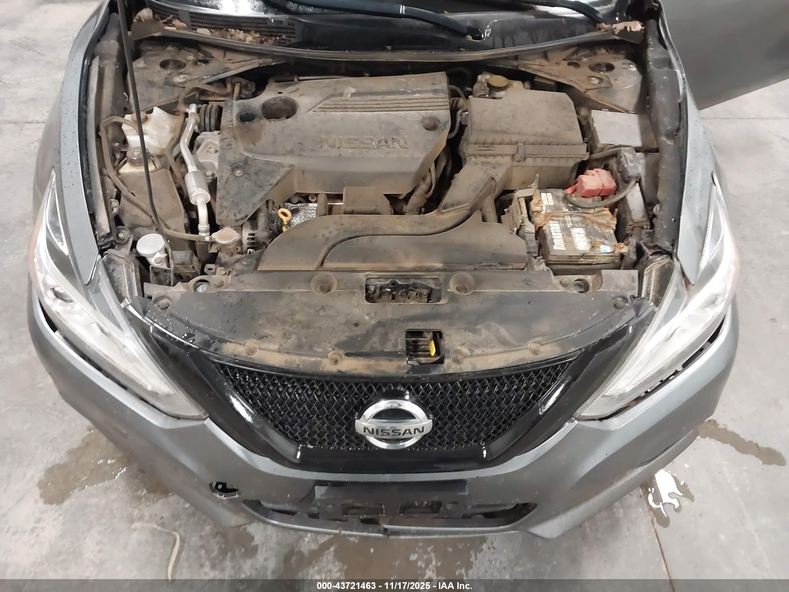 NISSAN ALTIMA image 10