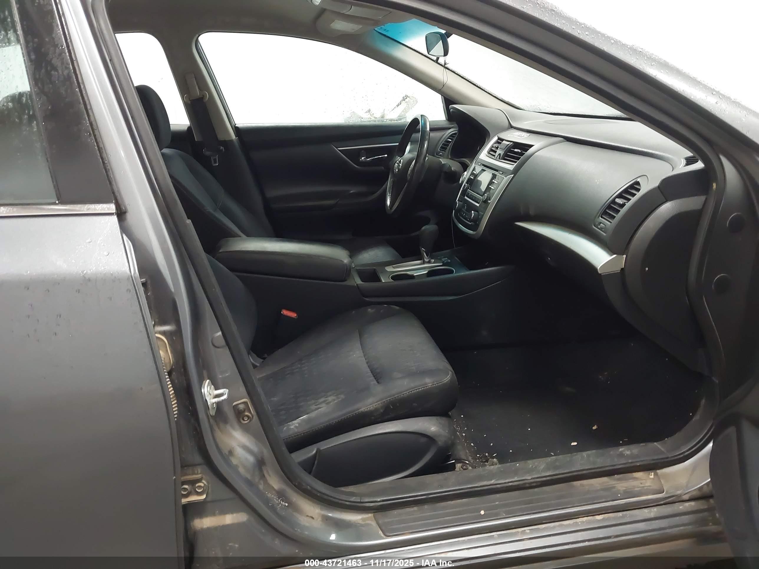 NISSAN ALTIMA image 5