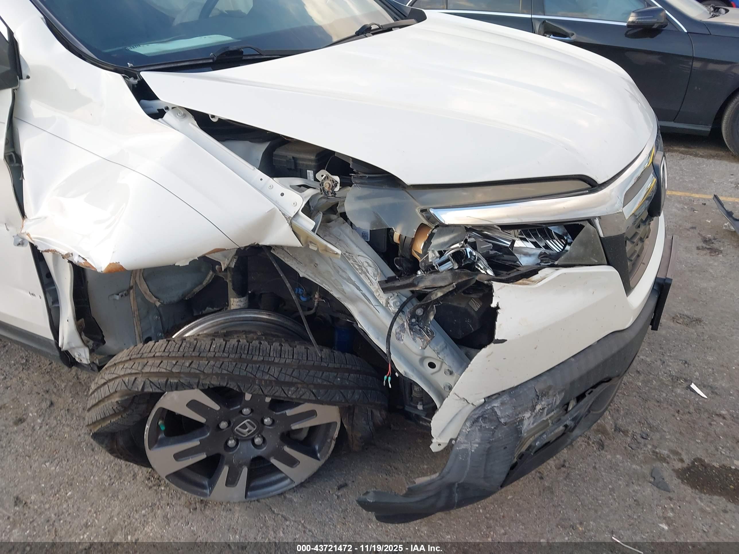 HONDA RIDGELINE image 6
