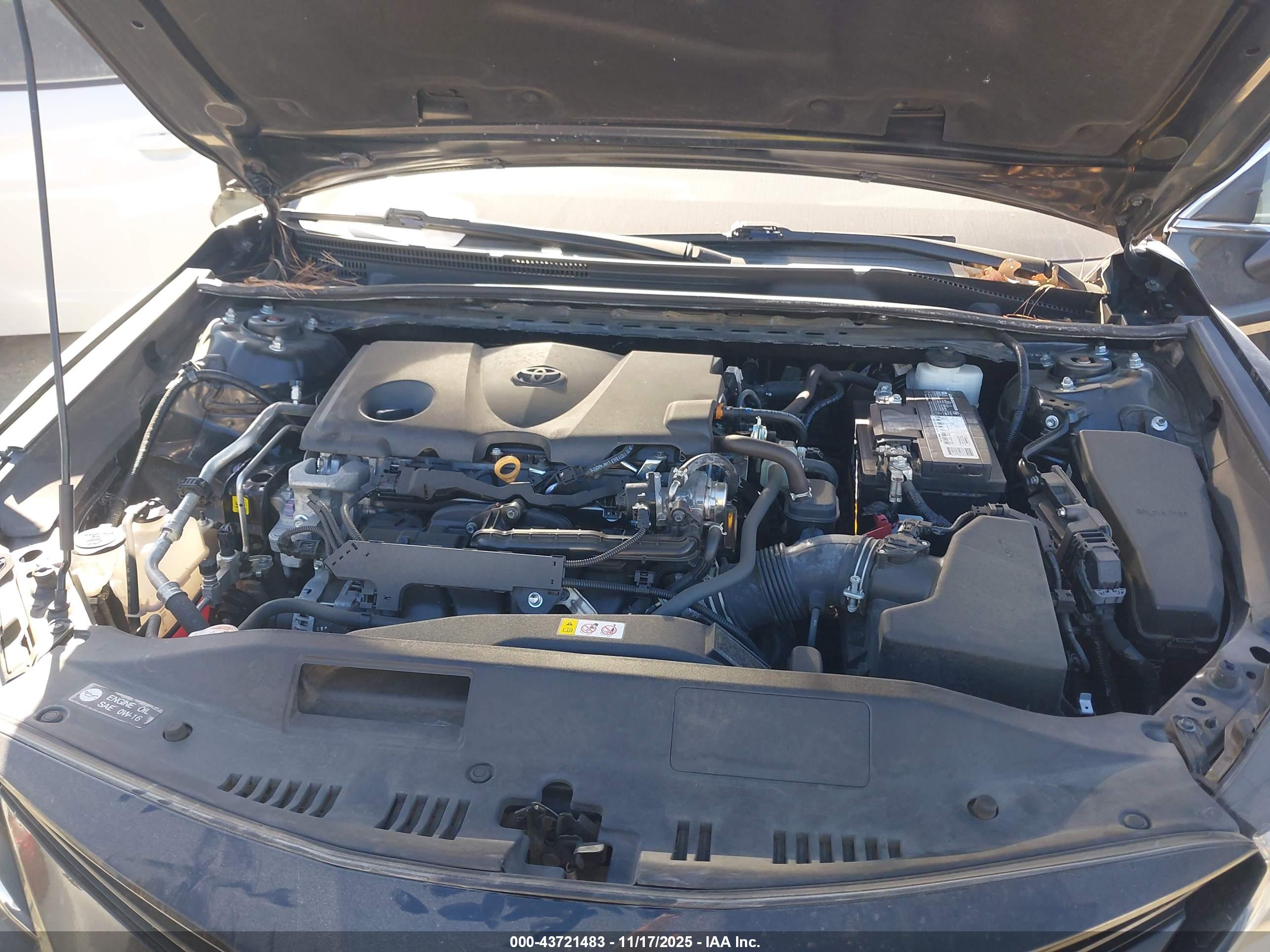 TOYOTA CAMRY image 10