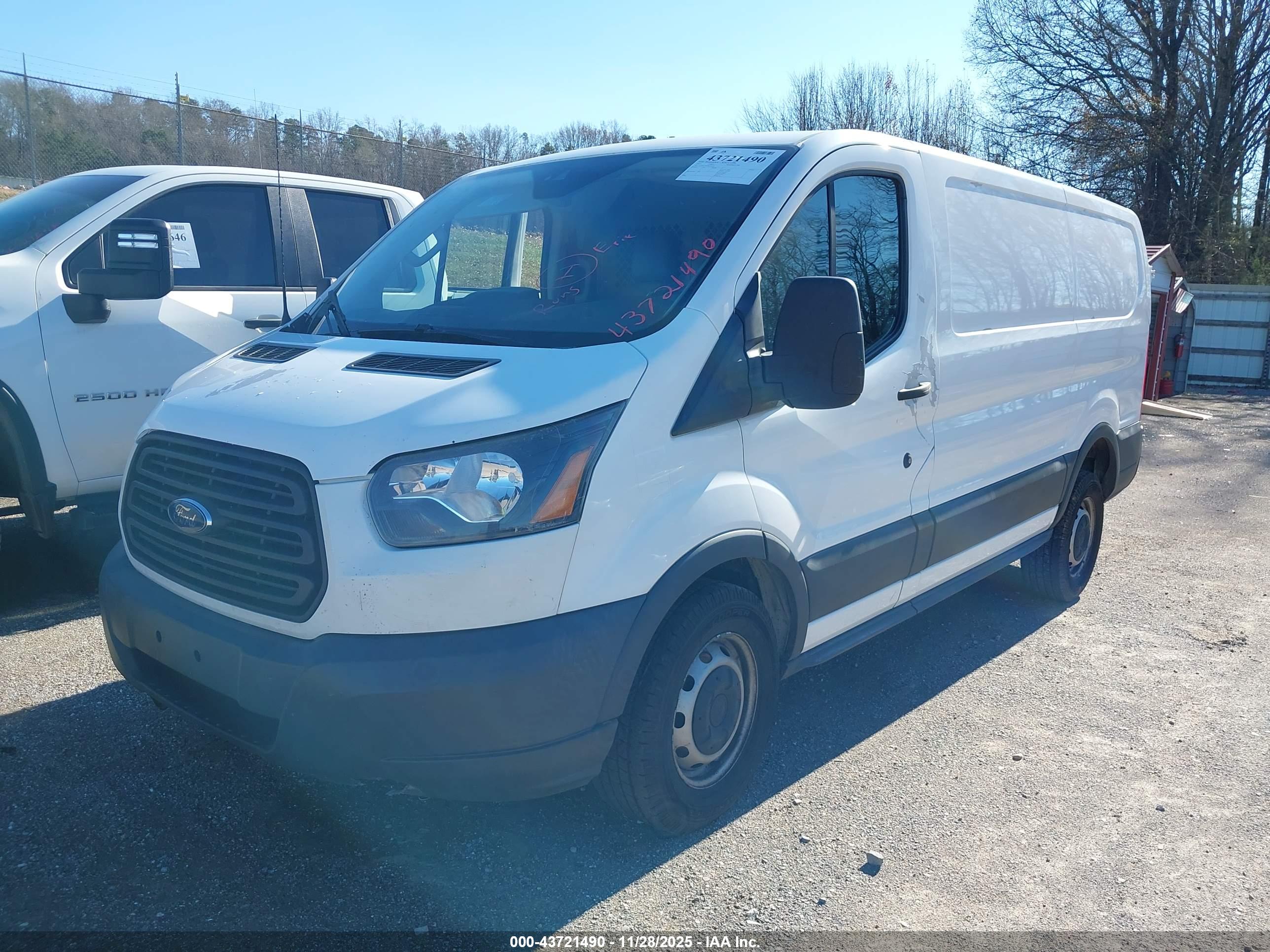 FORD TRANSIT-250 image 2