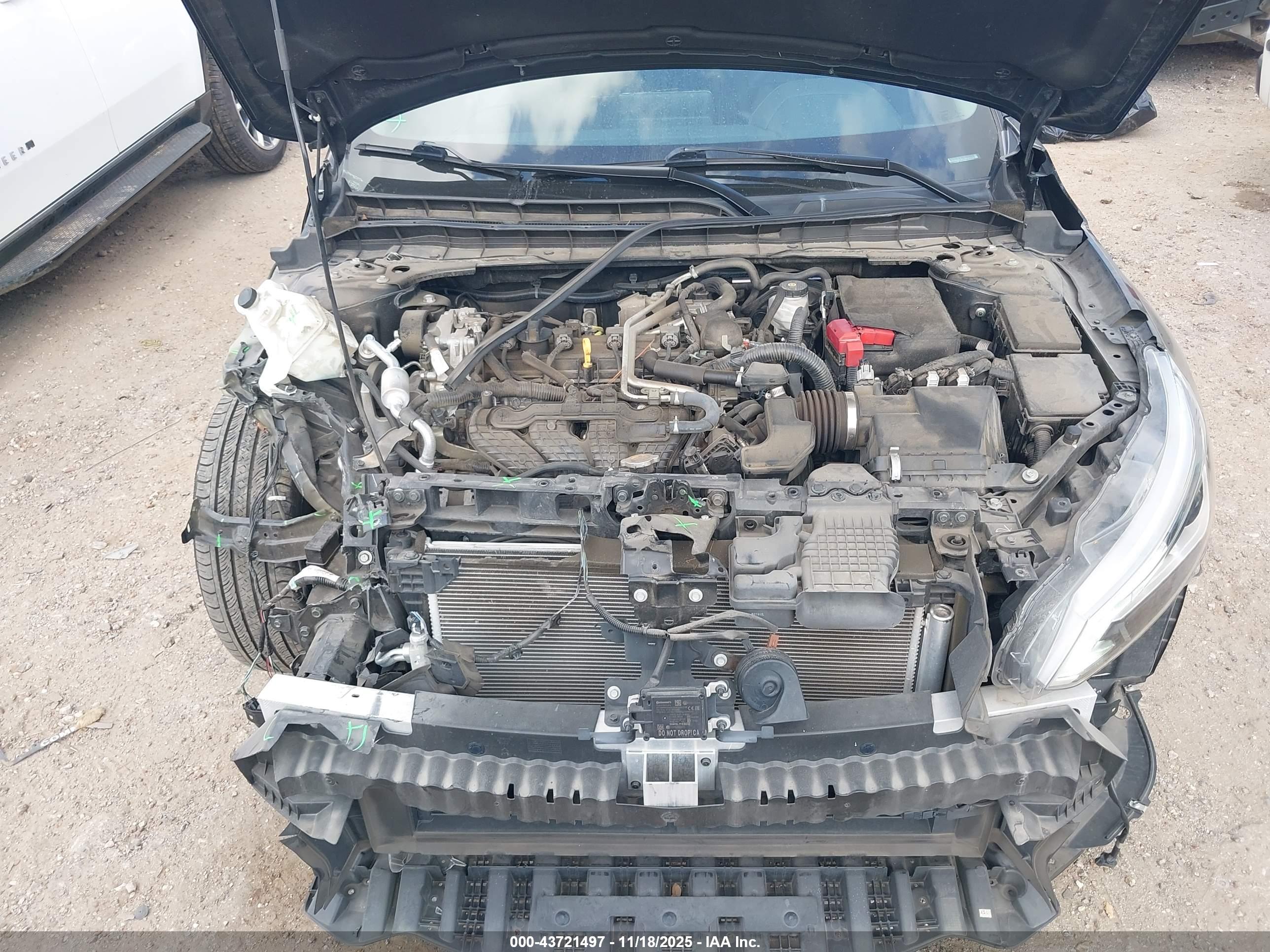 NISSAN ALTIMA image 10