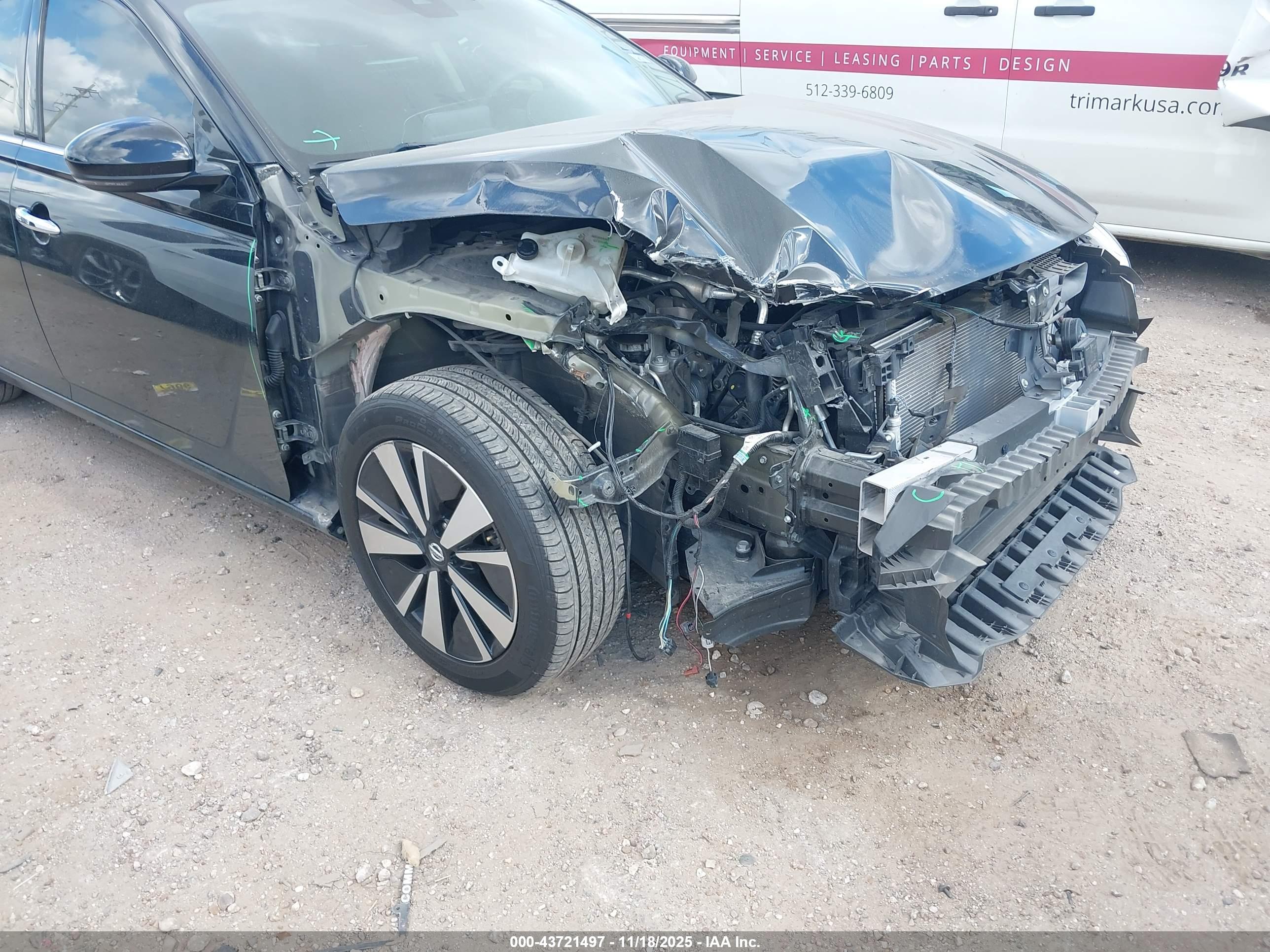 NISSAN ALTIMA image 6