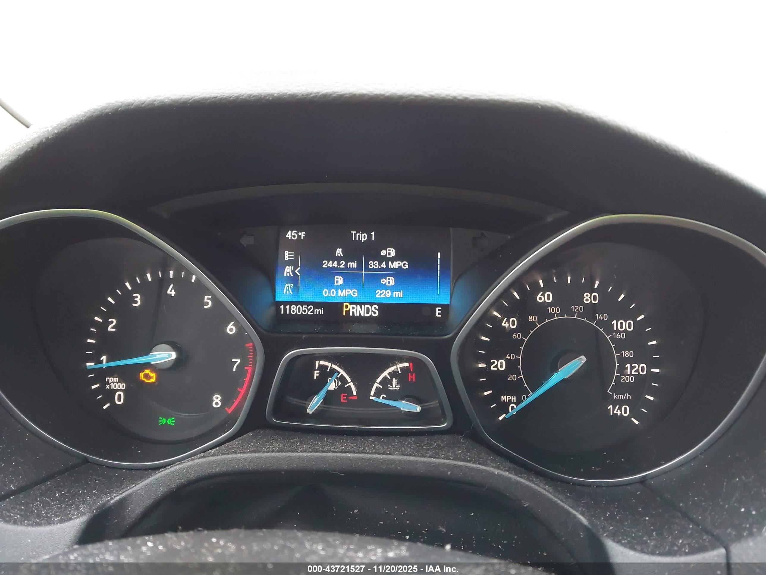 FORD FOCUS image 7