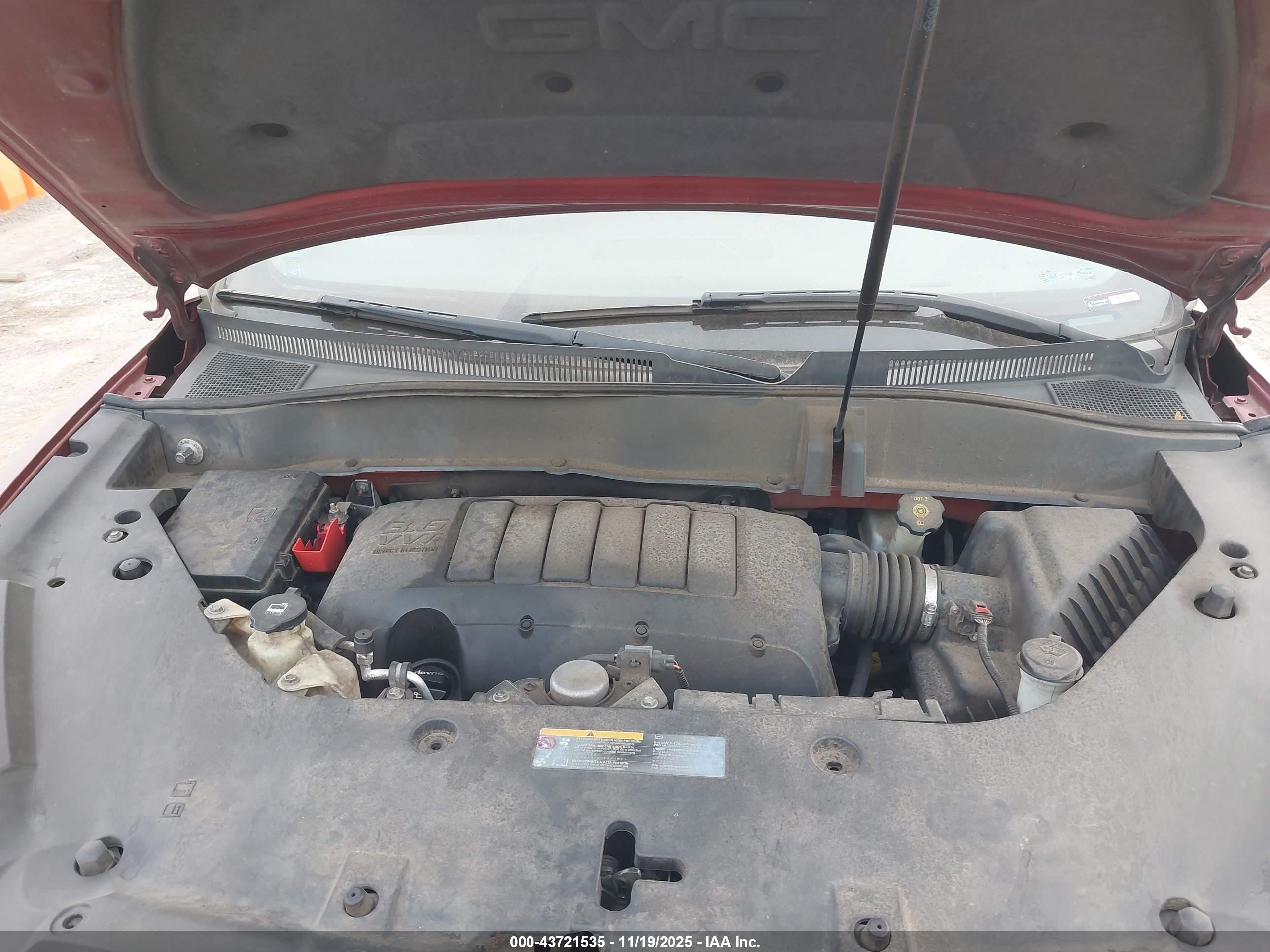 GMC ACADIA image 10