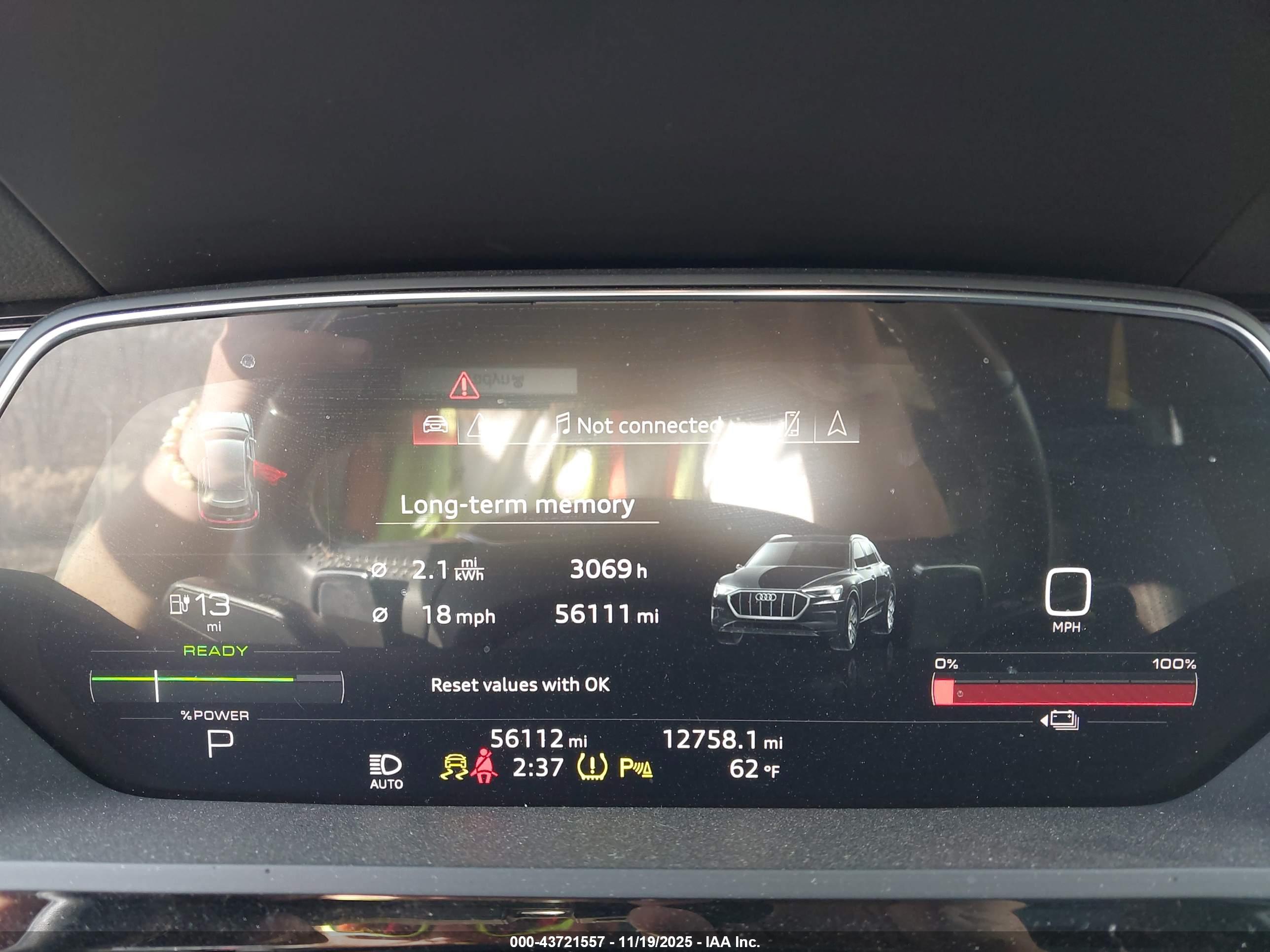 AUDI E-TRON image 7