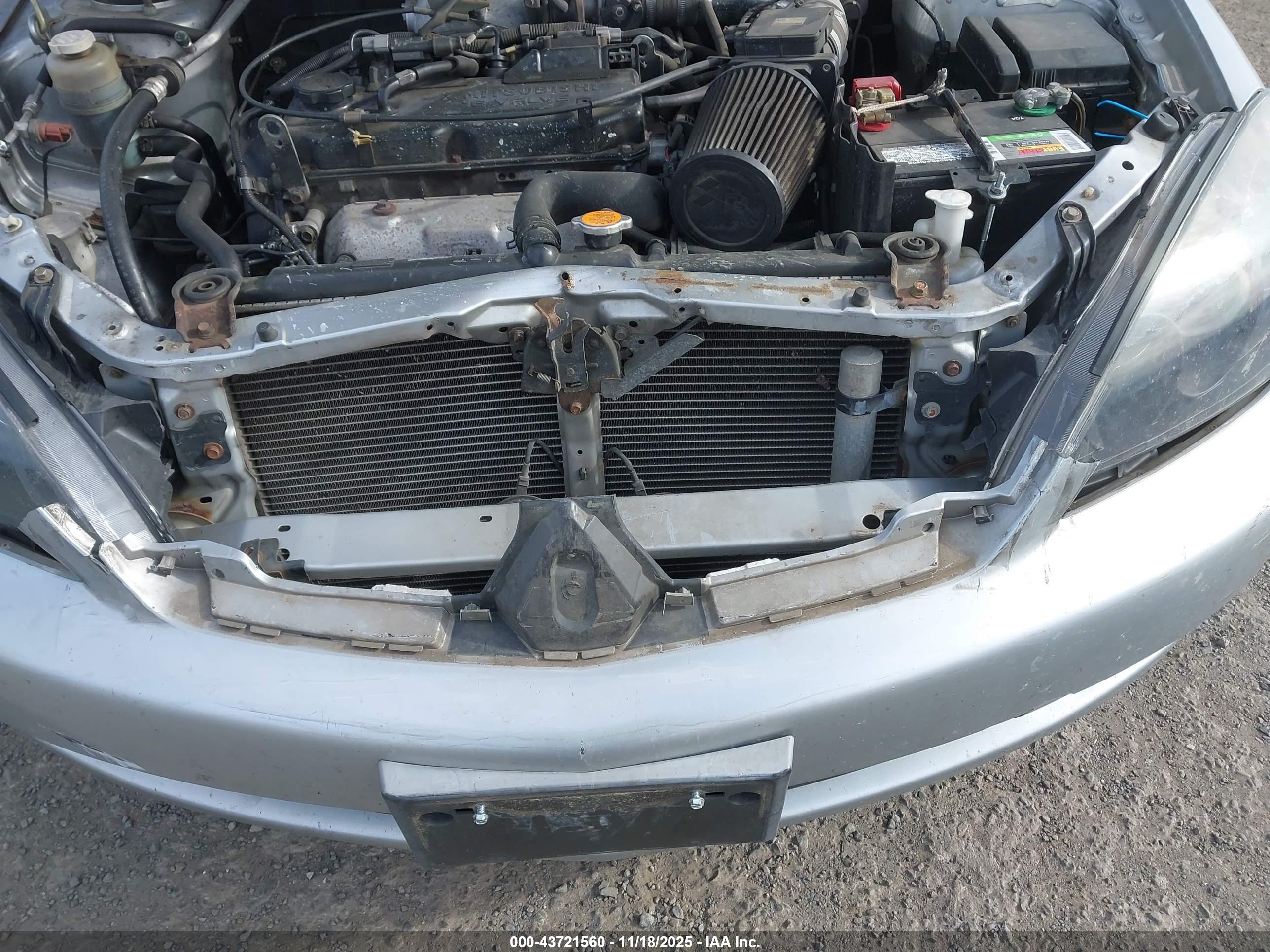MITSUBISHI LANCER image 6
