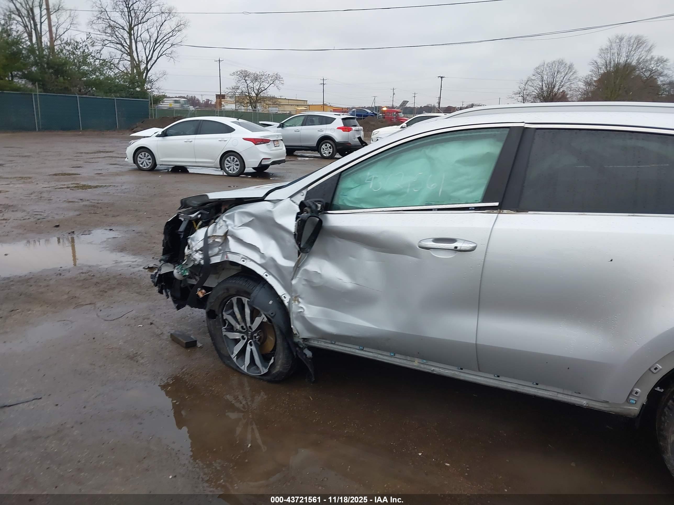 KIA SPORTAGE image 6