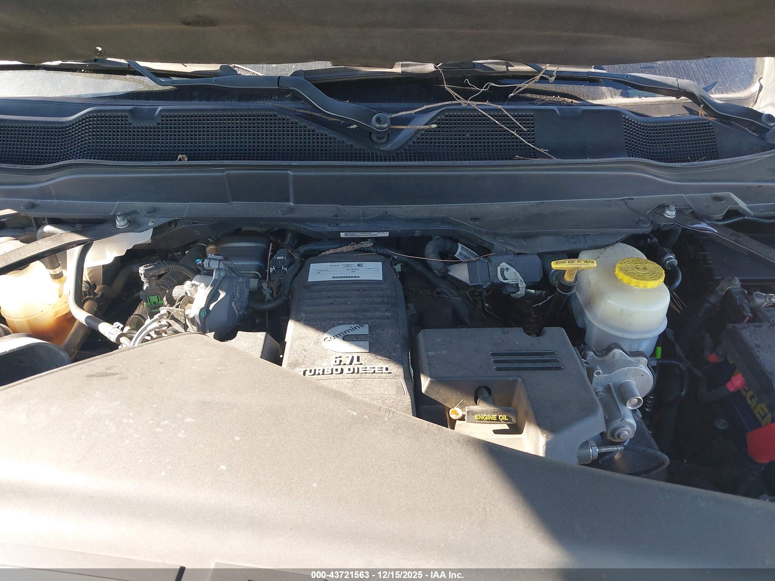 RAM 3500 image 10