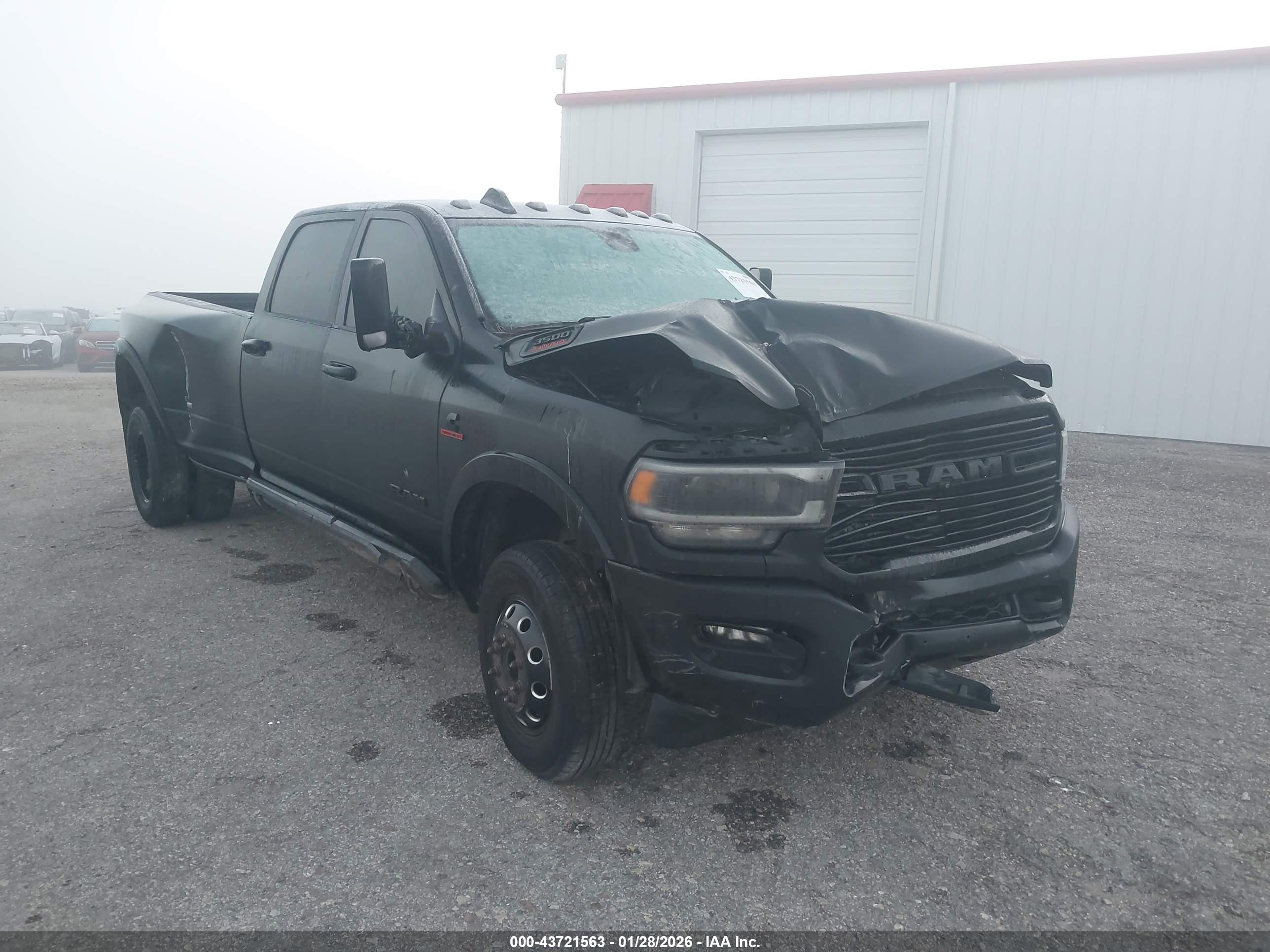 RAM 3500 image 6