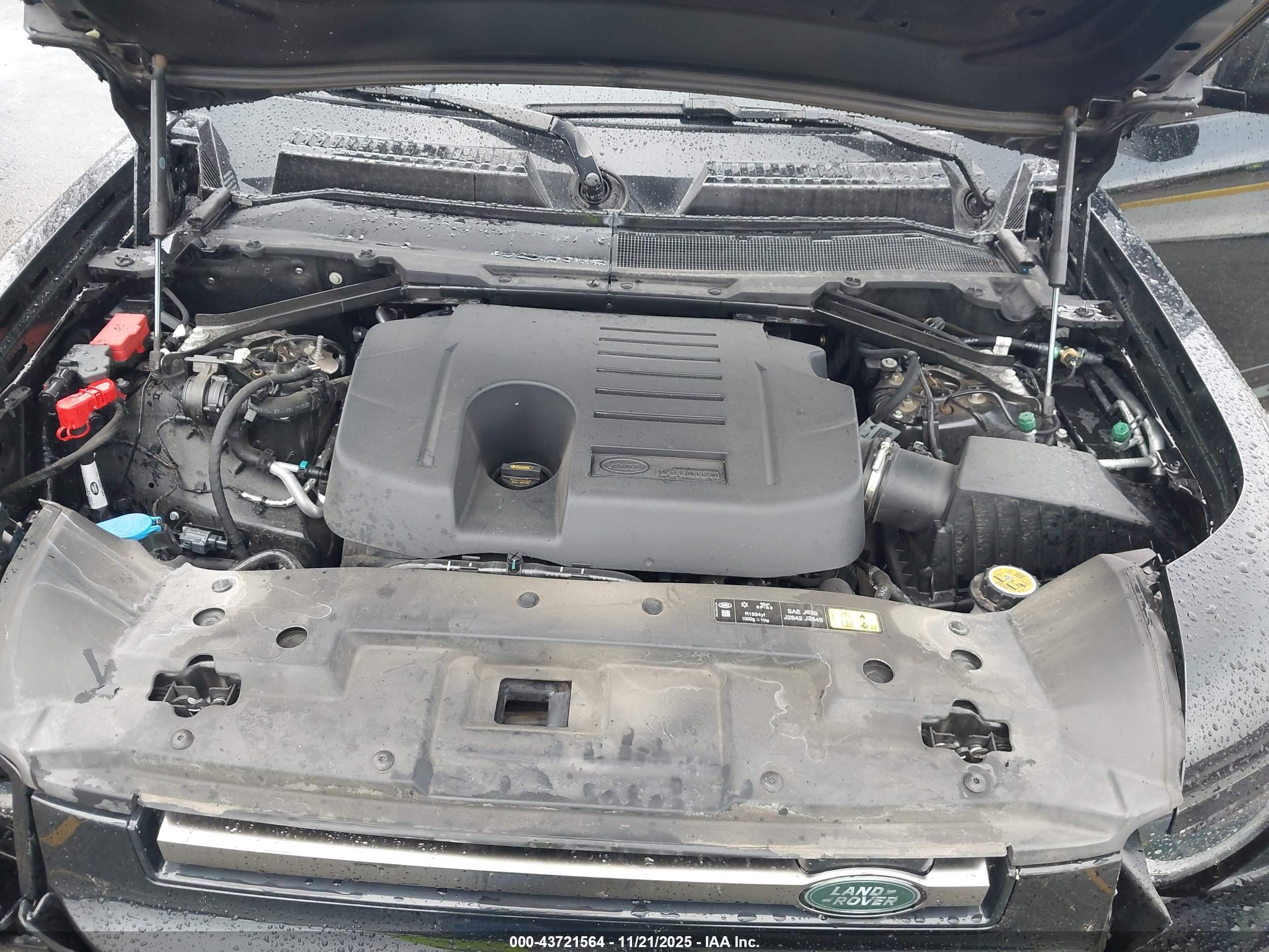 LAND ROVER image 10