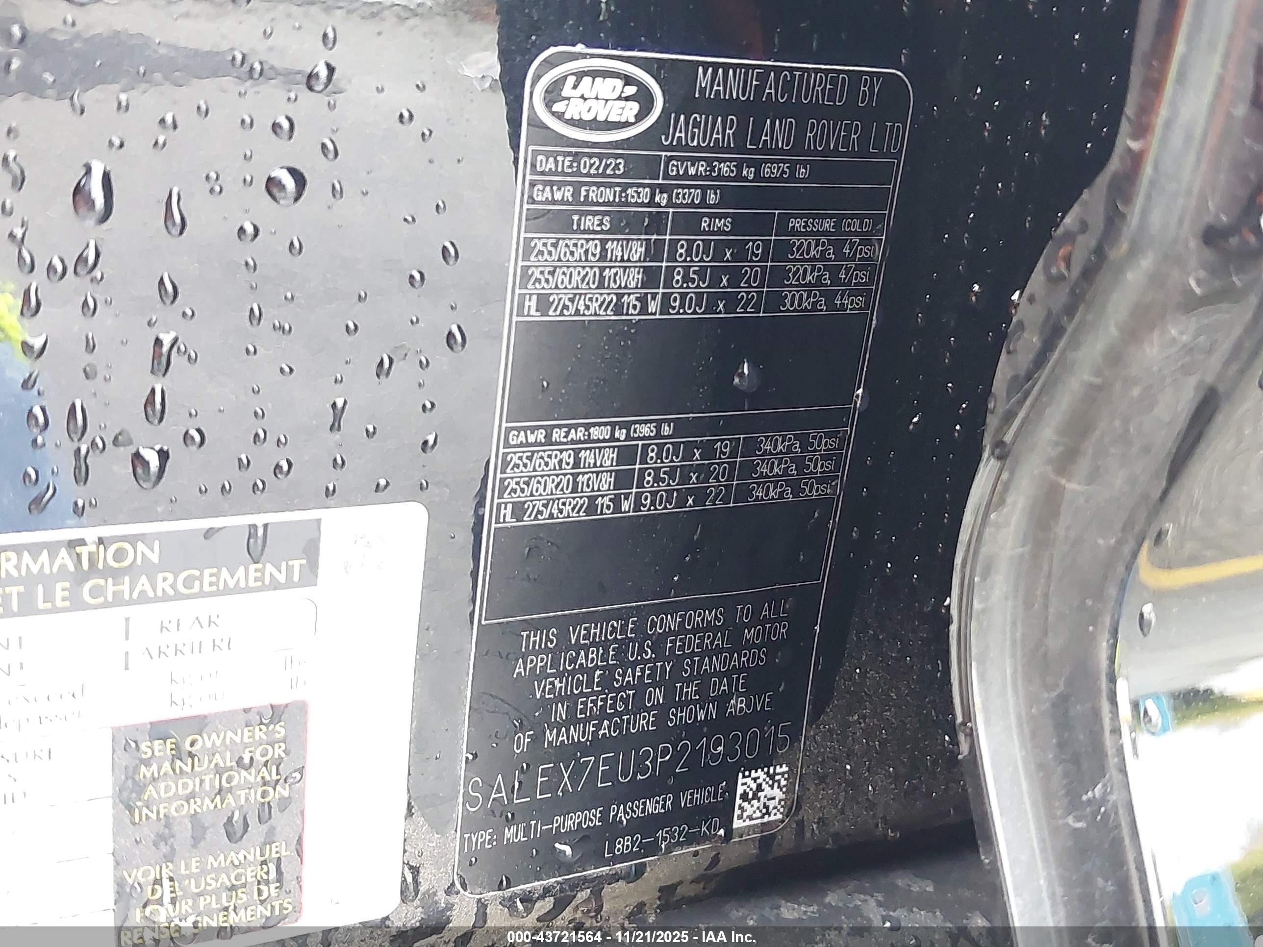 LAND ROVER image 9