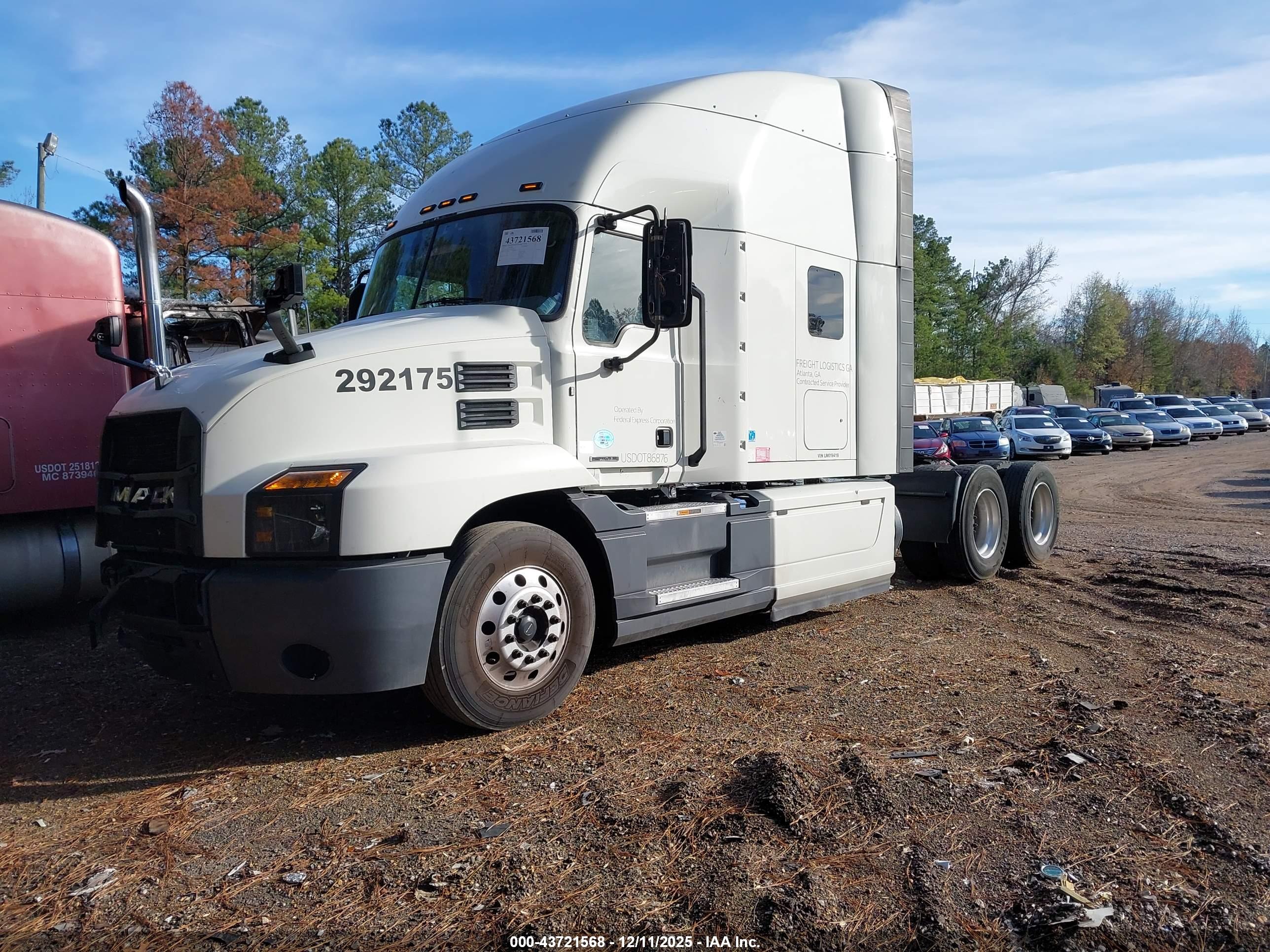MACK ANTHEM image 2