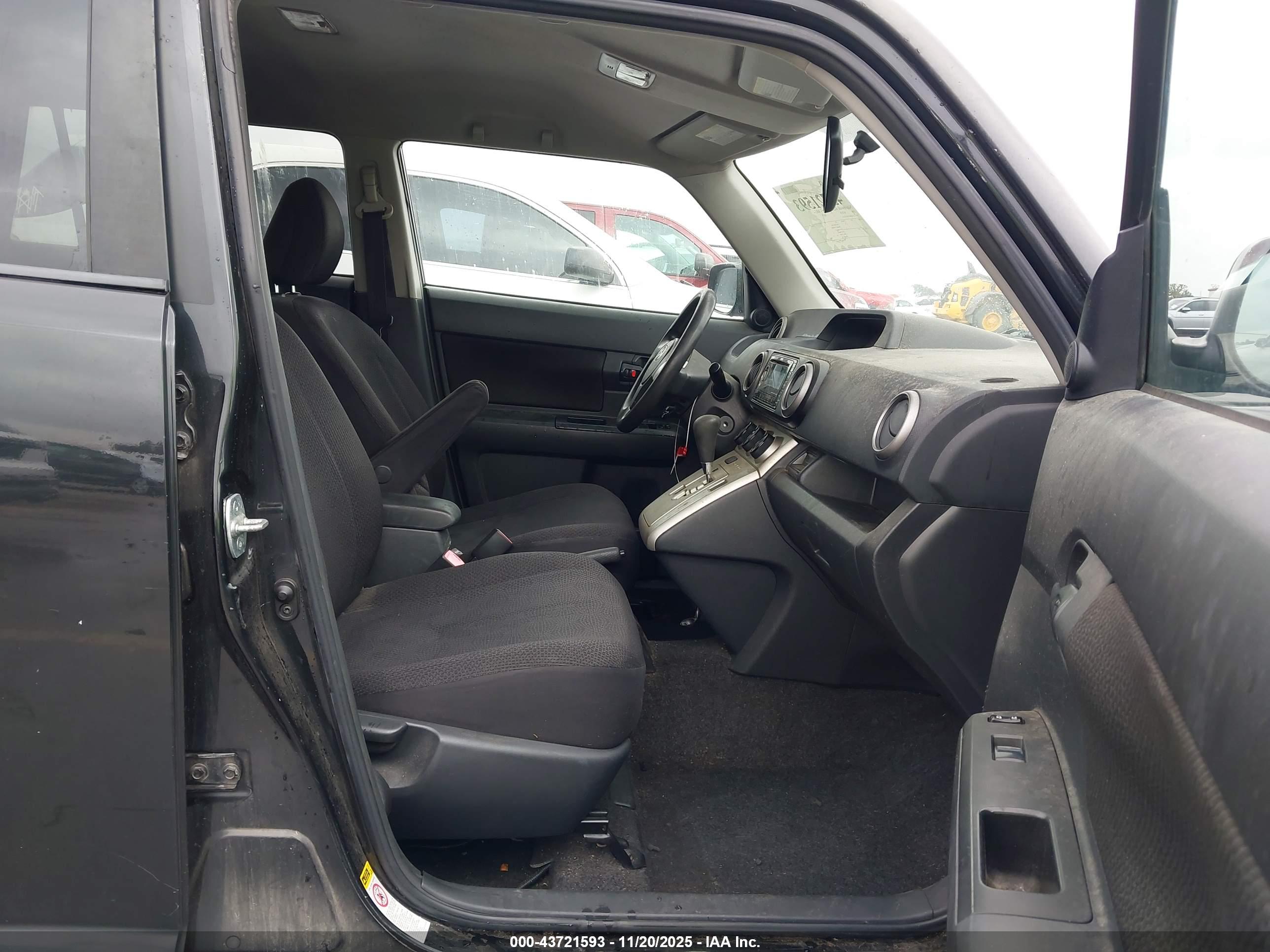 SCION XB image 5