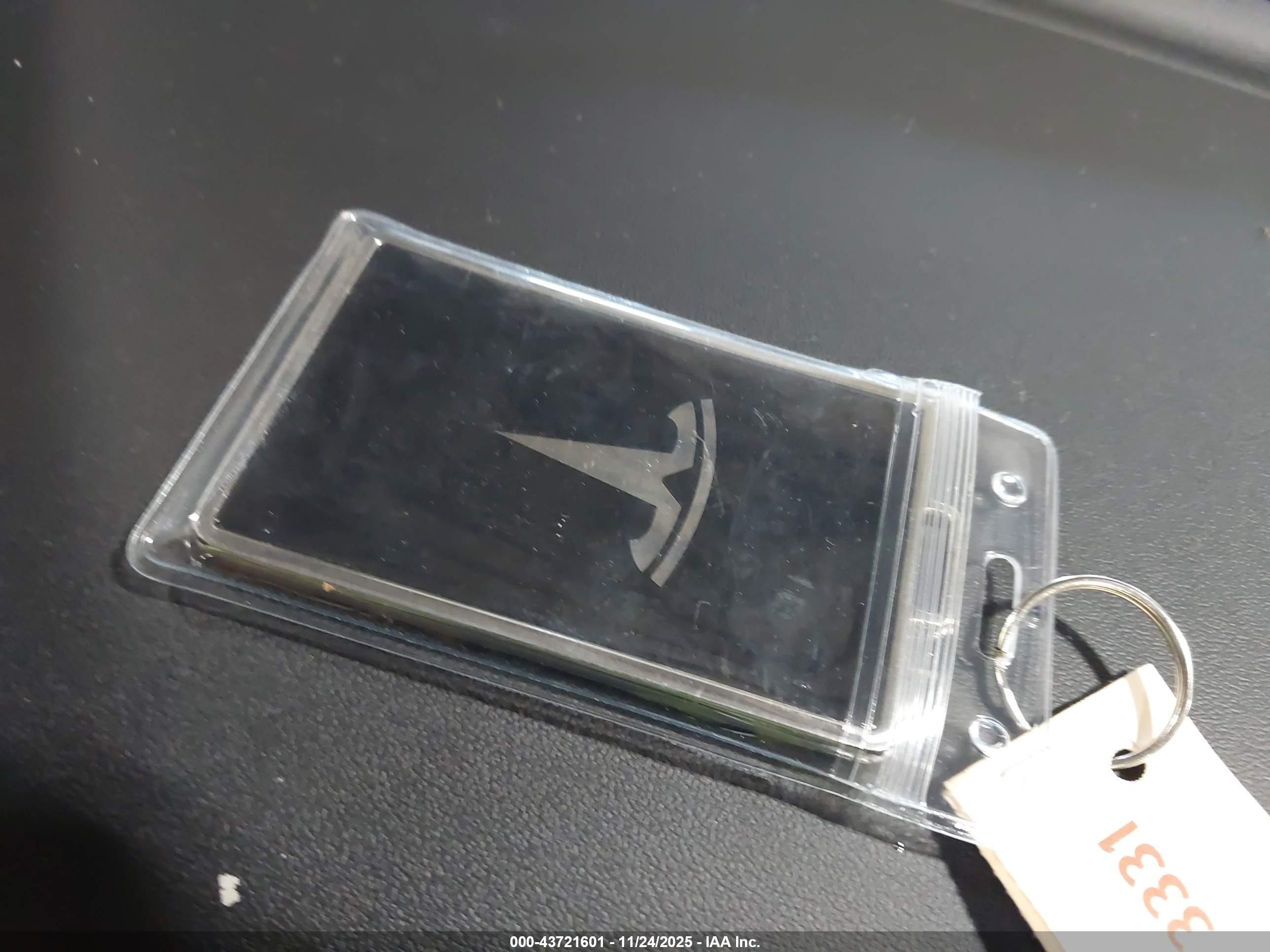 TESLA MODEL image 11