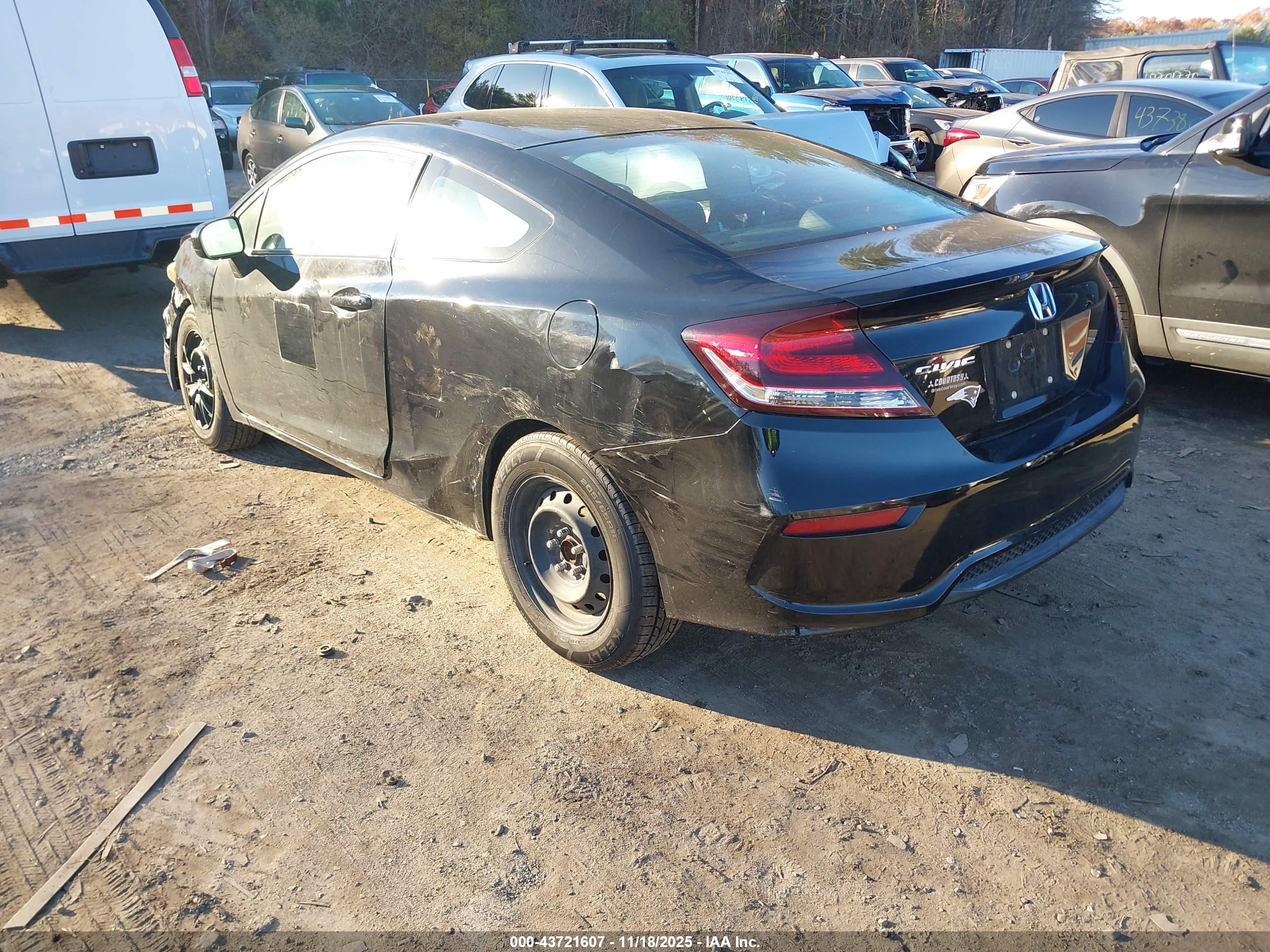 HONDA CIVIC image 3