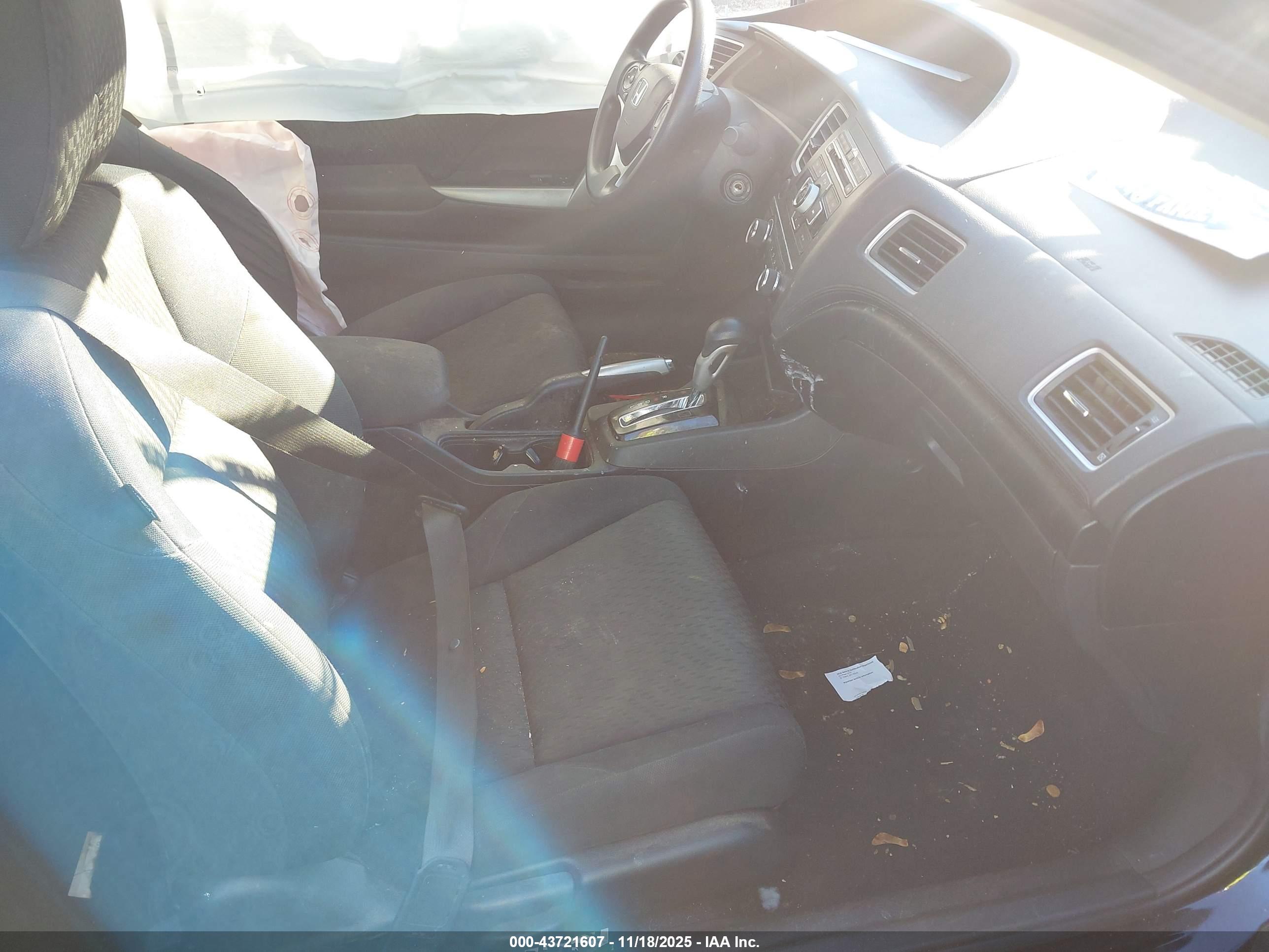 HONDA CIVIC image 5