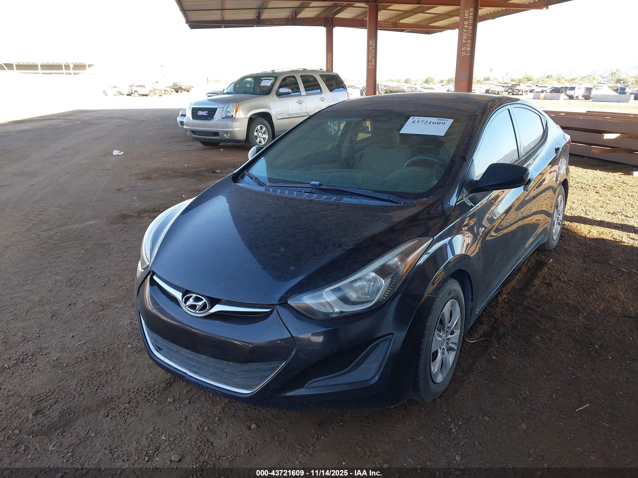 HYUNDAI ELANTRA image 6