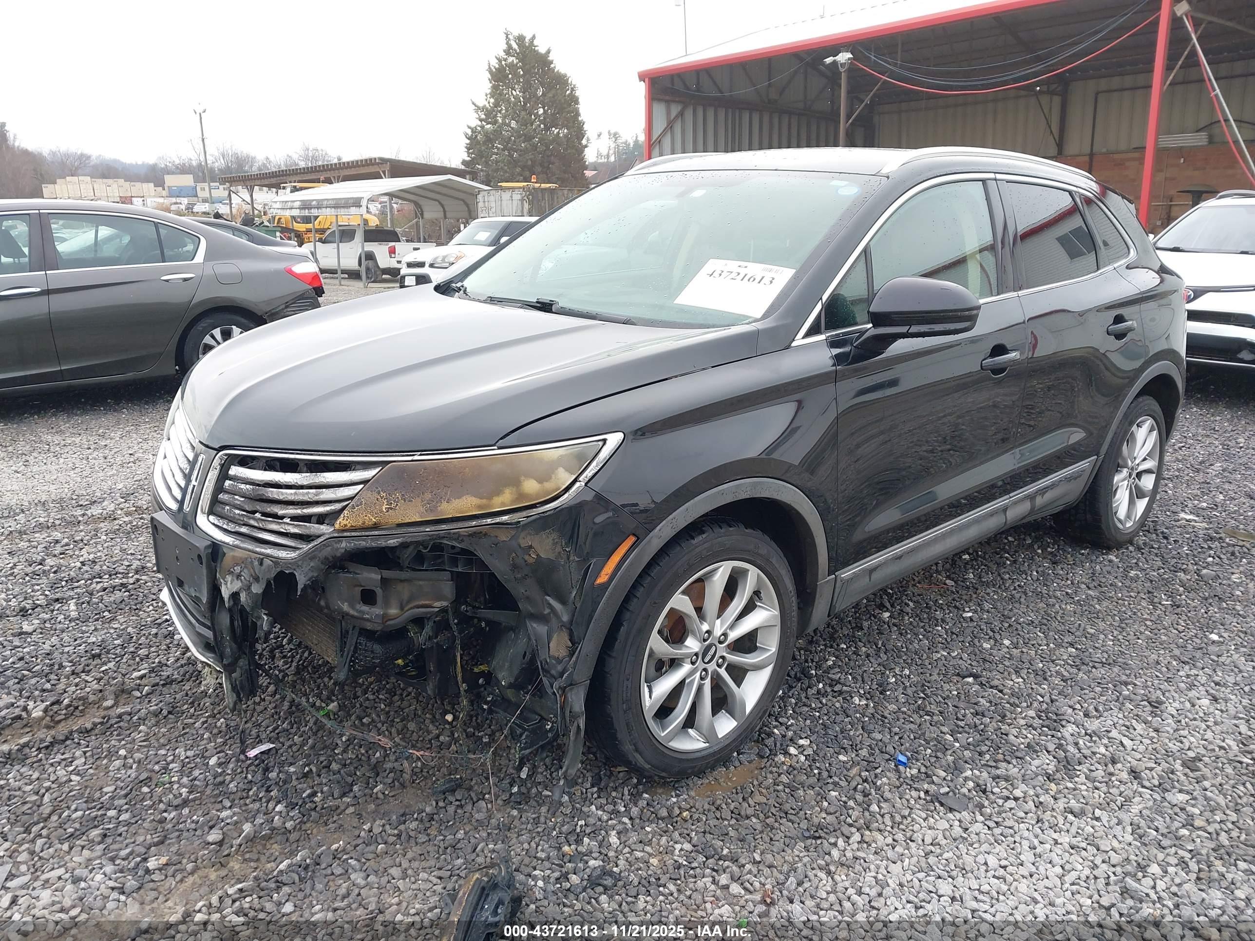 LINCOLN MKC image 2
