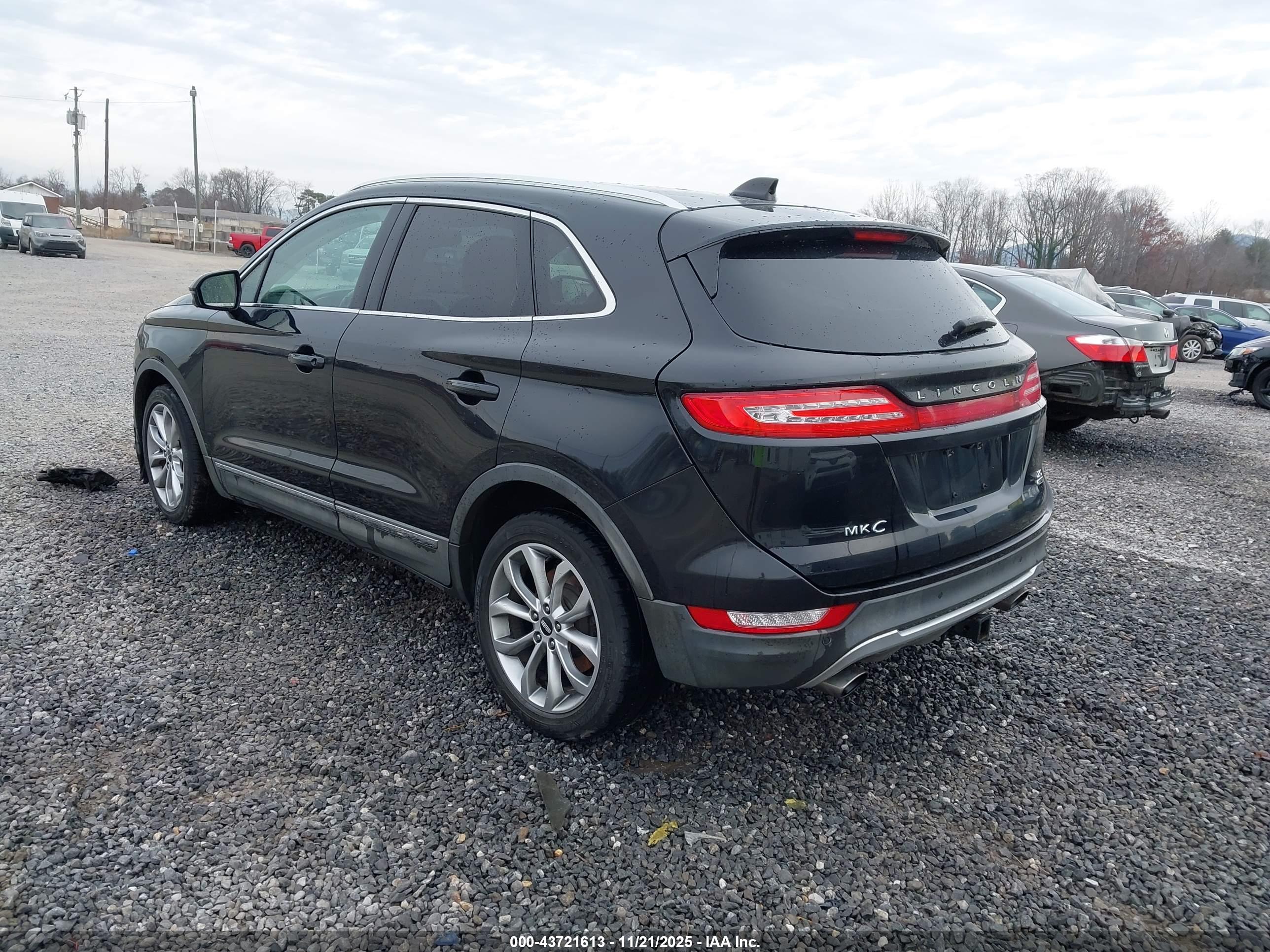 LINCOLN MKC image 3