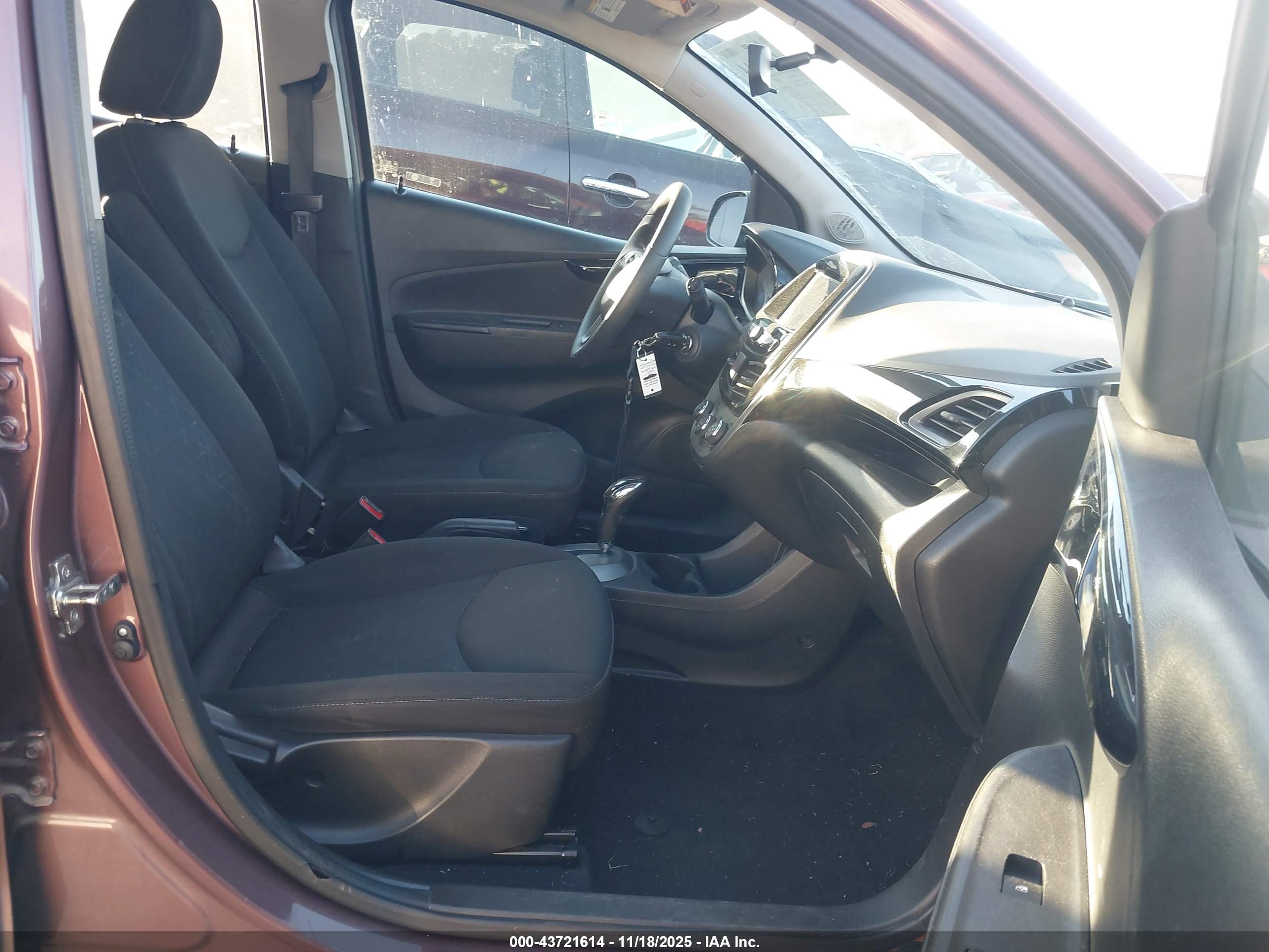 CHEVROLET SPARK image 5