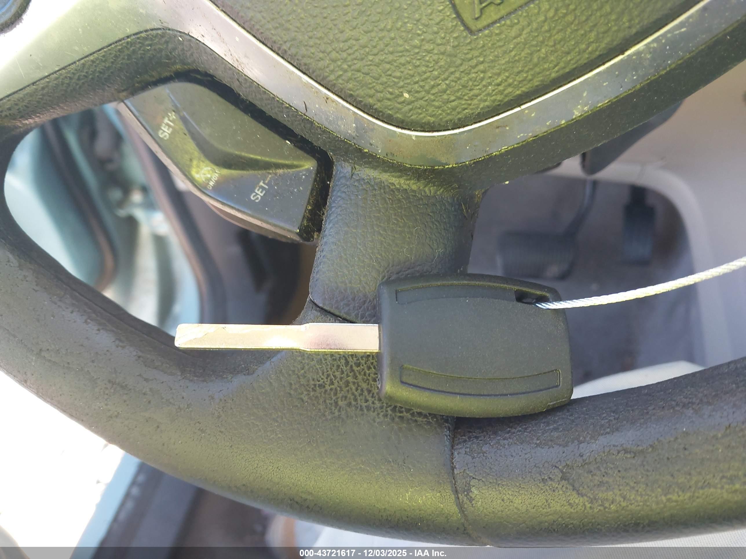 FORD ESCAPE image 11