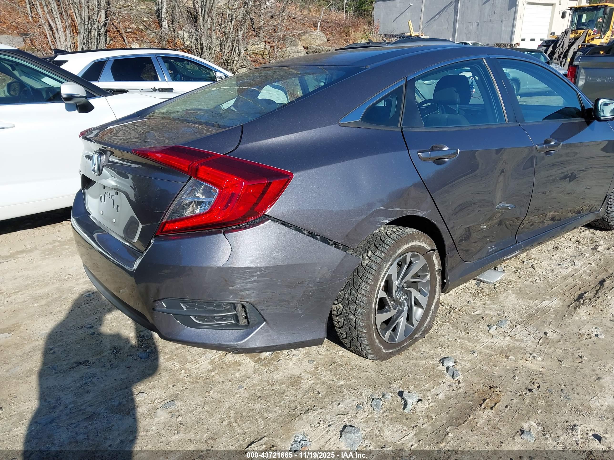HONDA CIVIC image 6