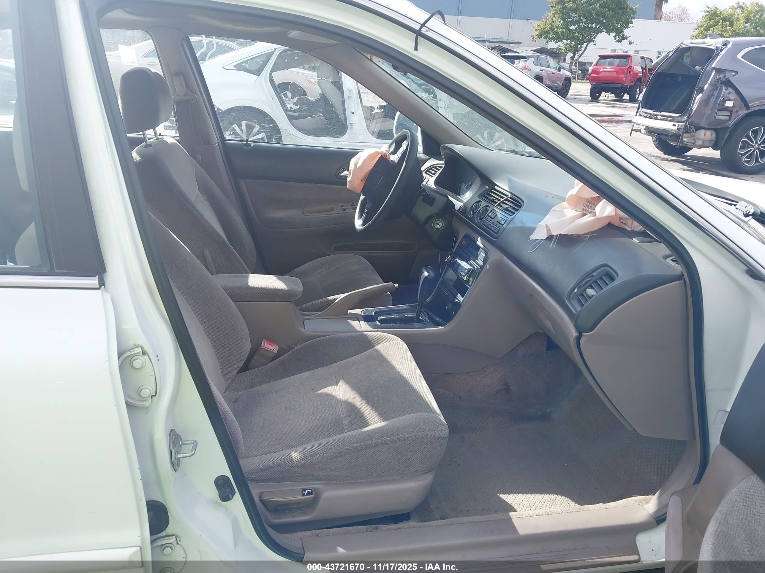 HONDA ACCORD image 5