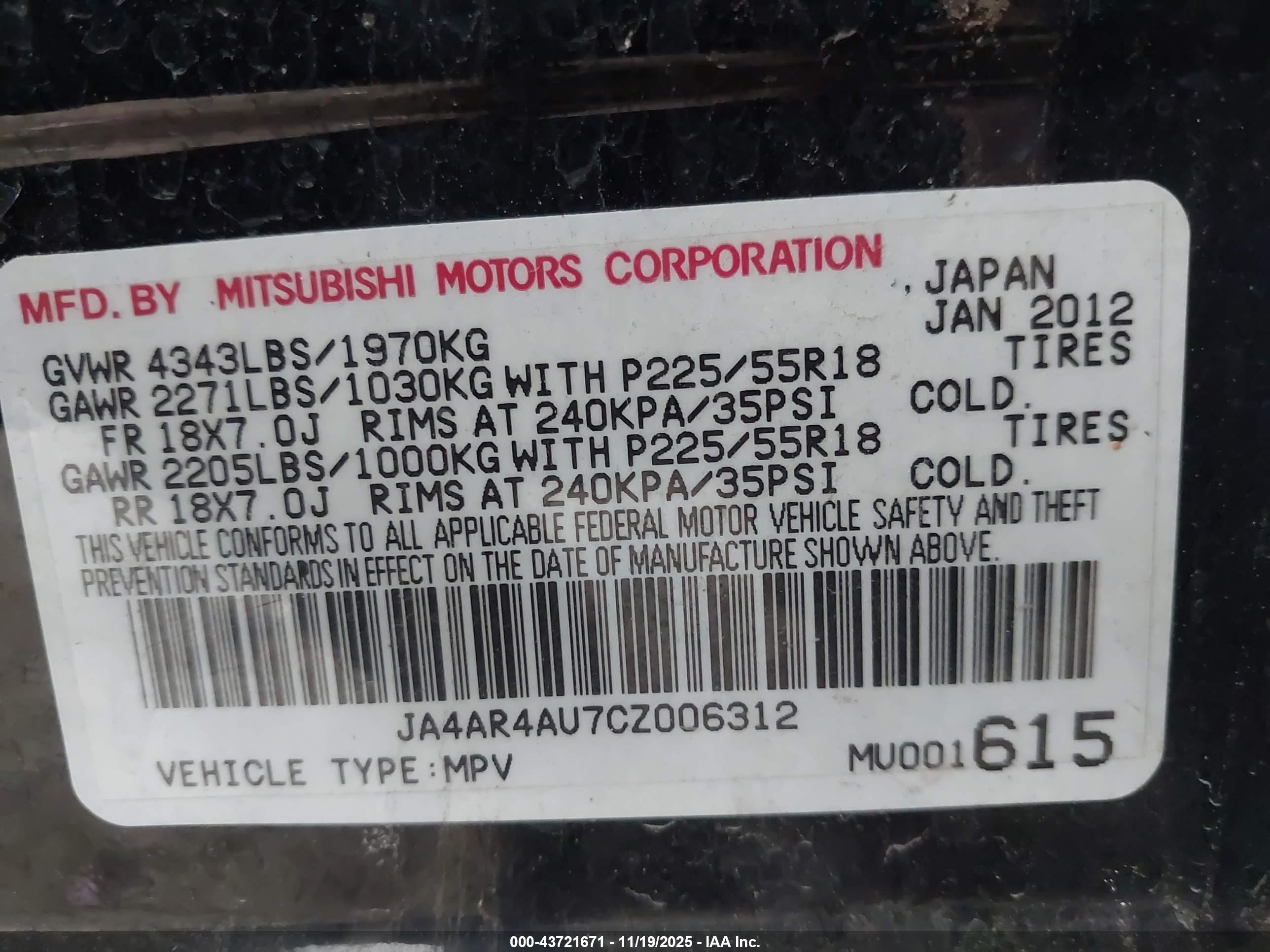 MITSUBISHI OUTLANDER image 9