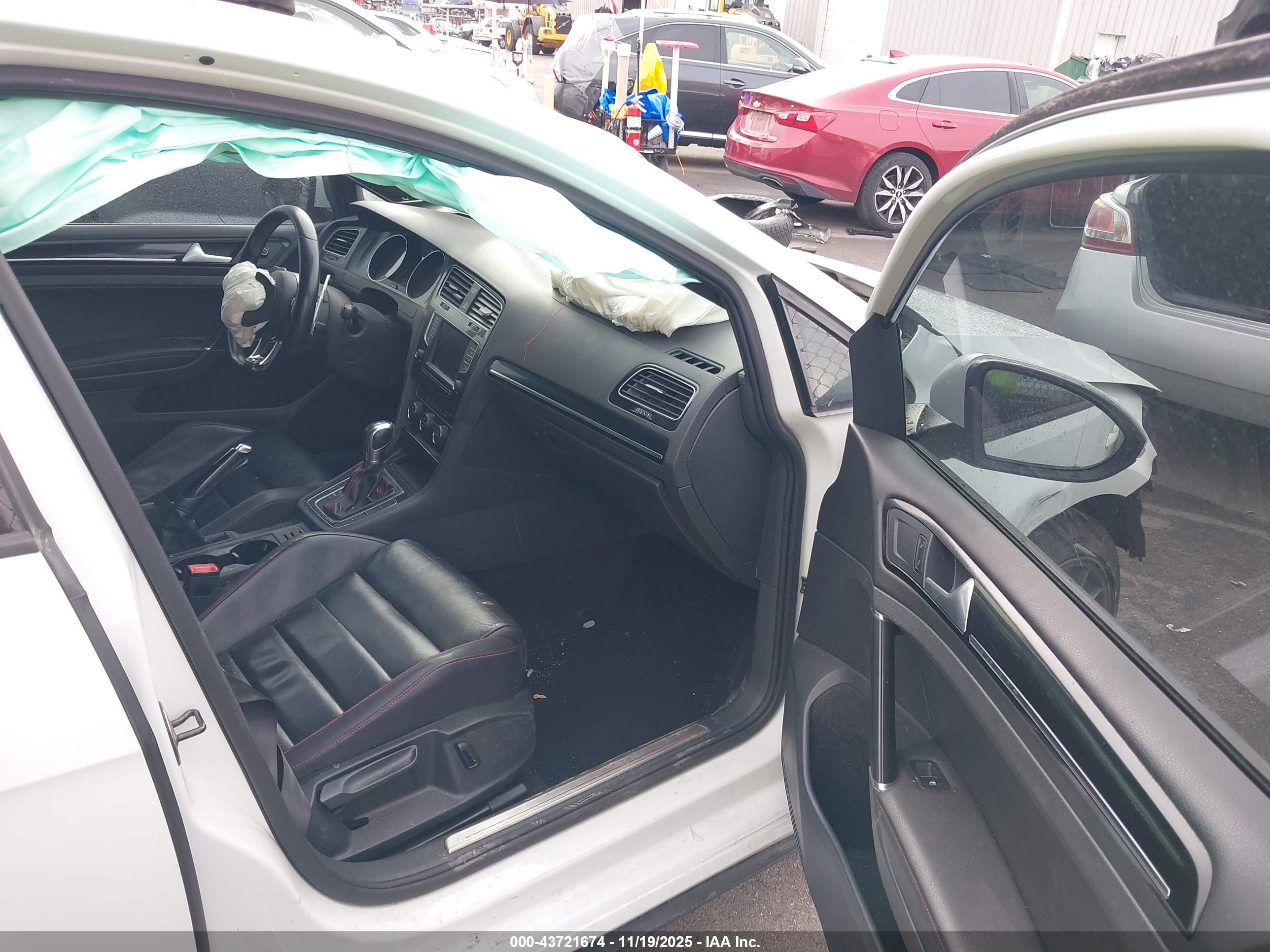 VOLKSWAGEN GOLF image 5