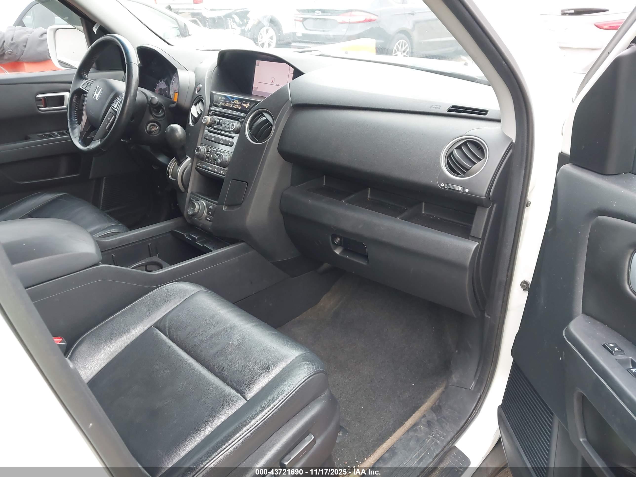 HONDA PILOT image 5