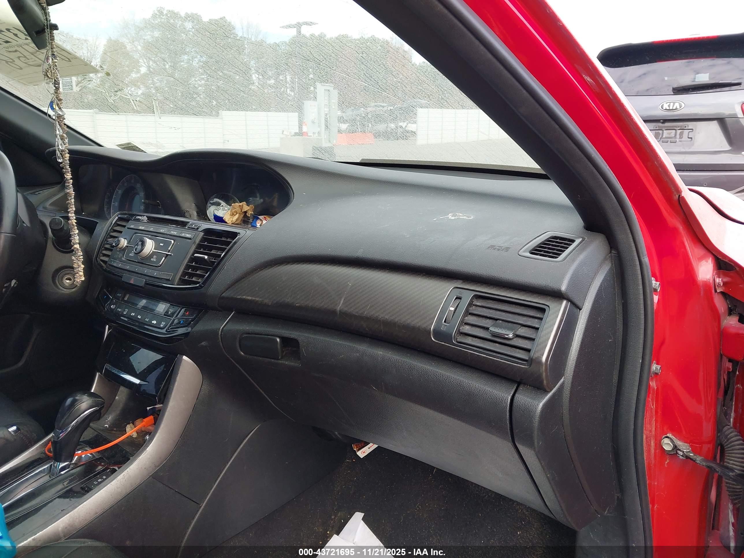 HONDA ACCORD image 5