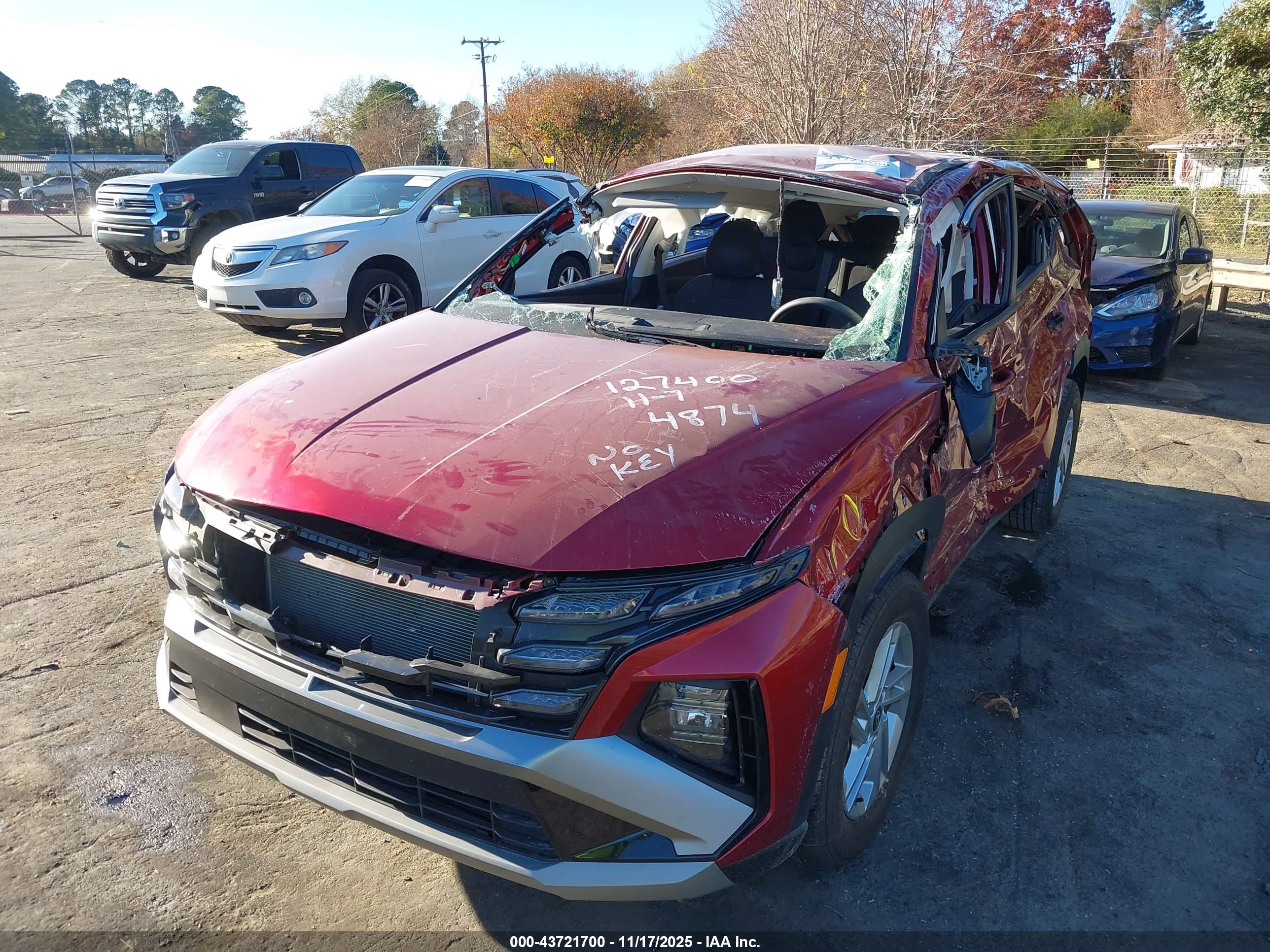 HYUNDAI TUCSON image 6