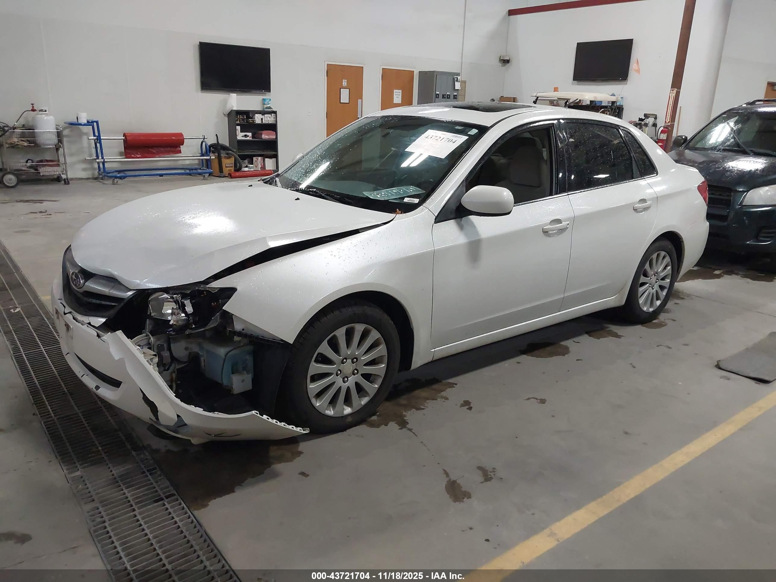 SUBARU IMPREZA image 2
