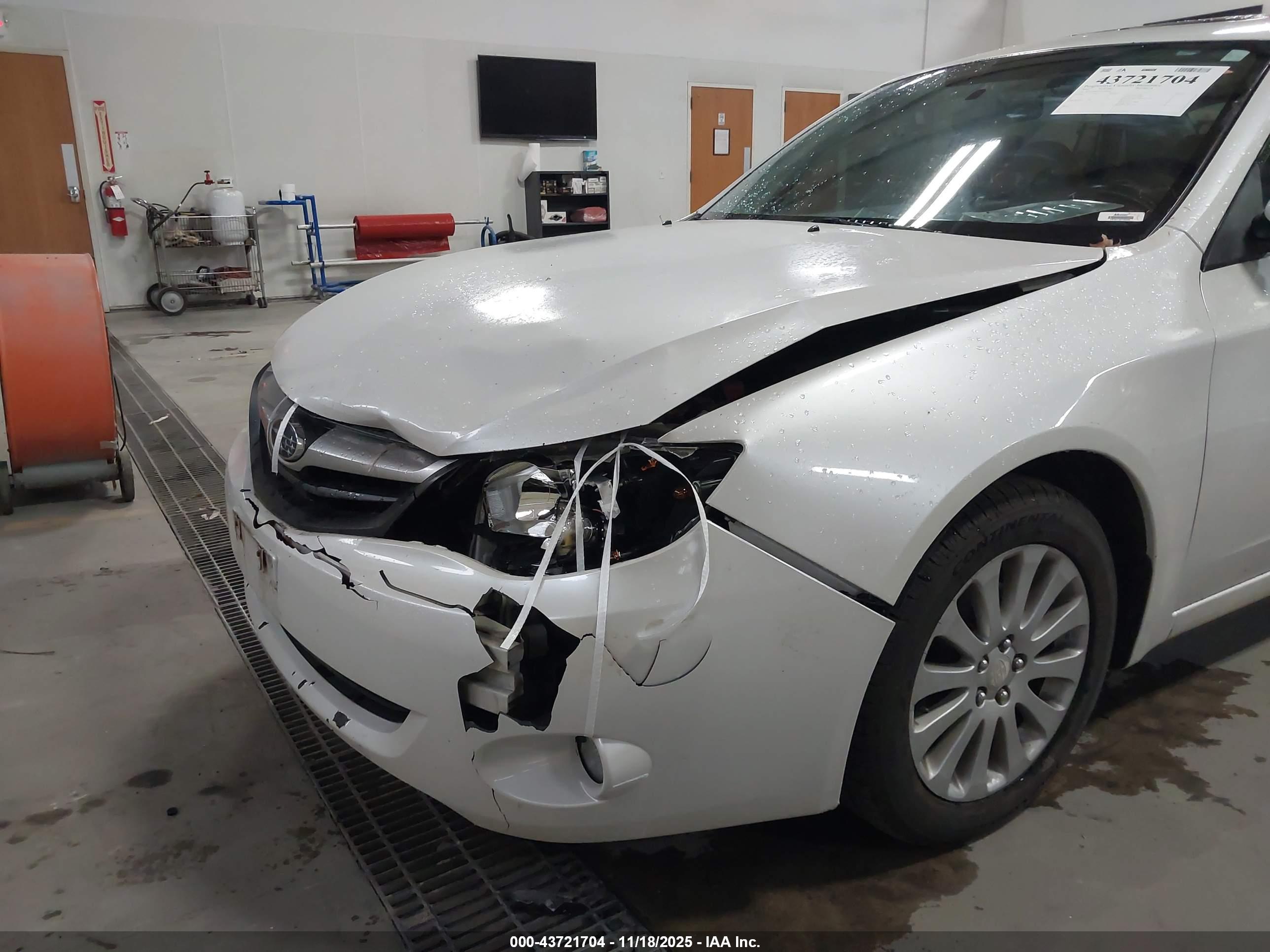 SUBARU IMPREZA image 6