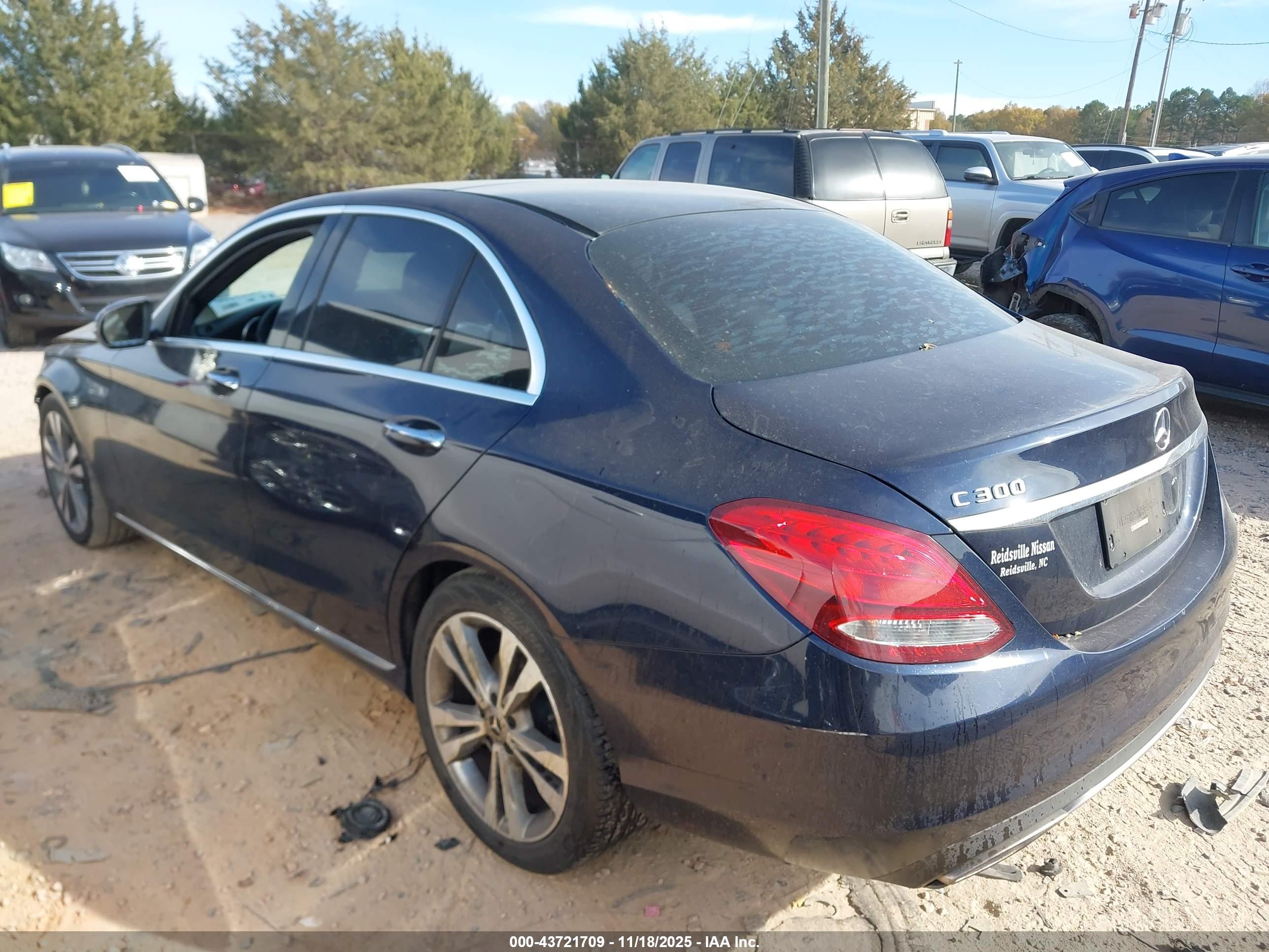 MERCEDES-BENZ C image 3