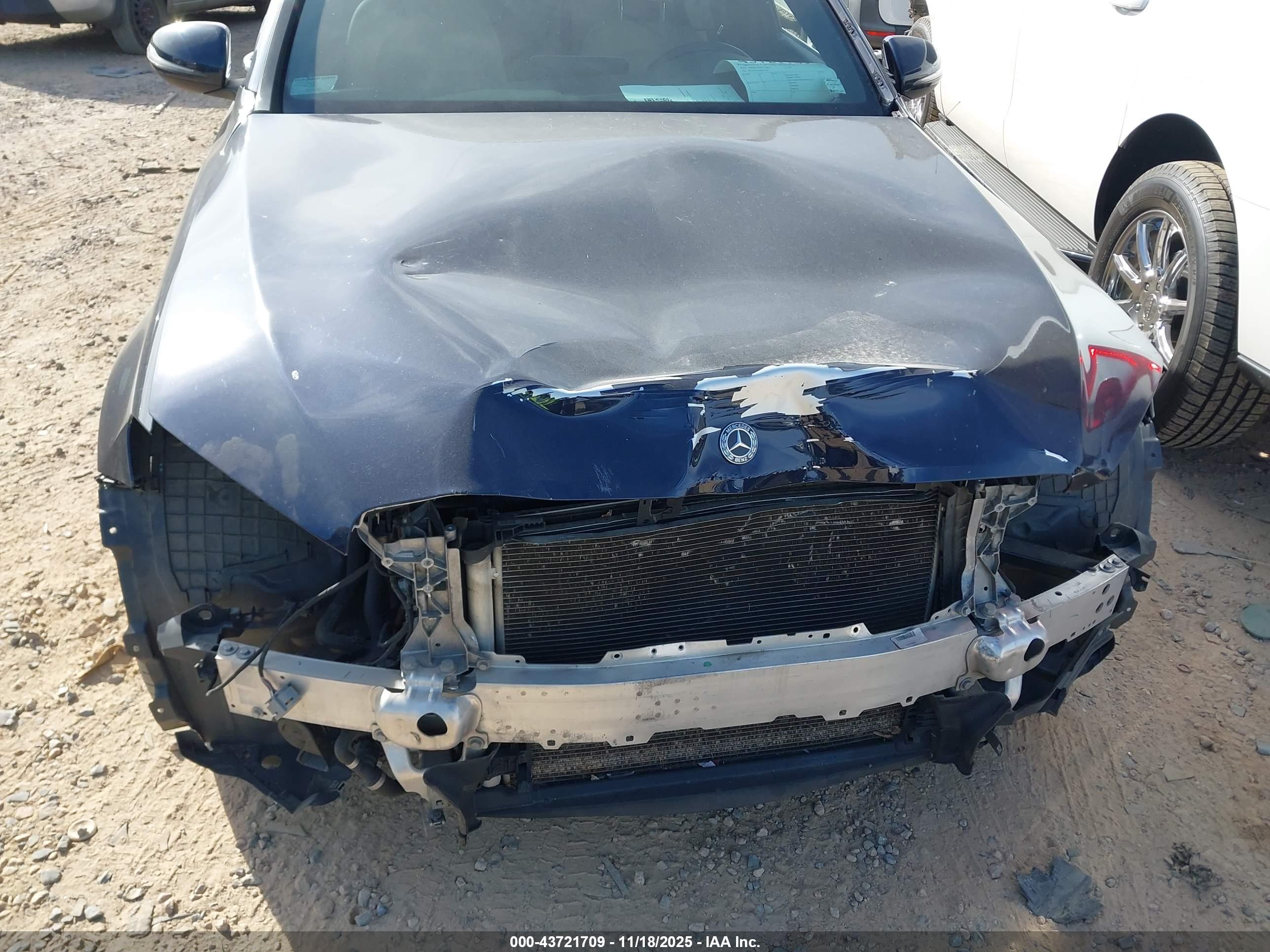 MERCEDES-BENZ C image 6