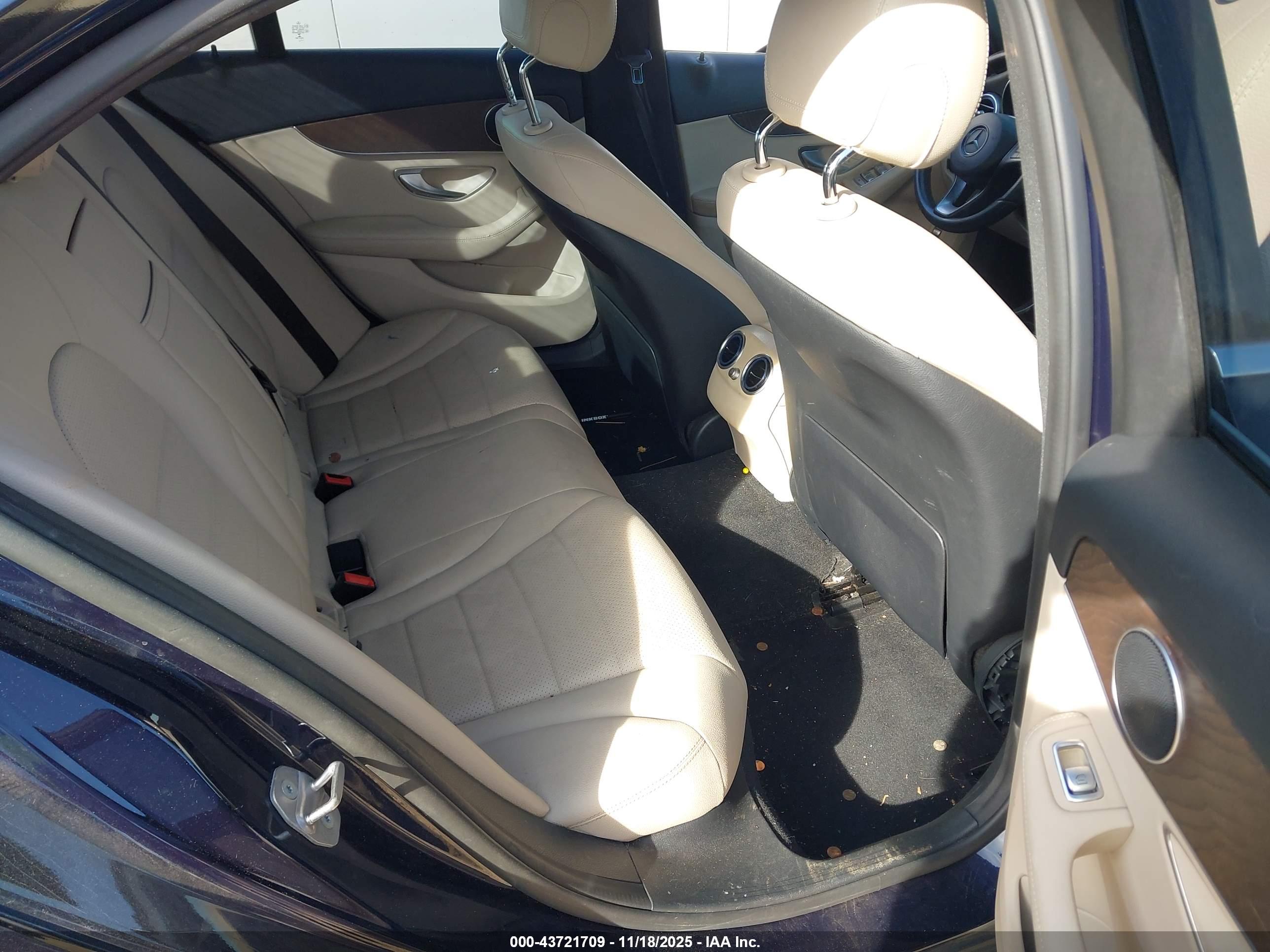 MERCEDES-BENZ C image 8