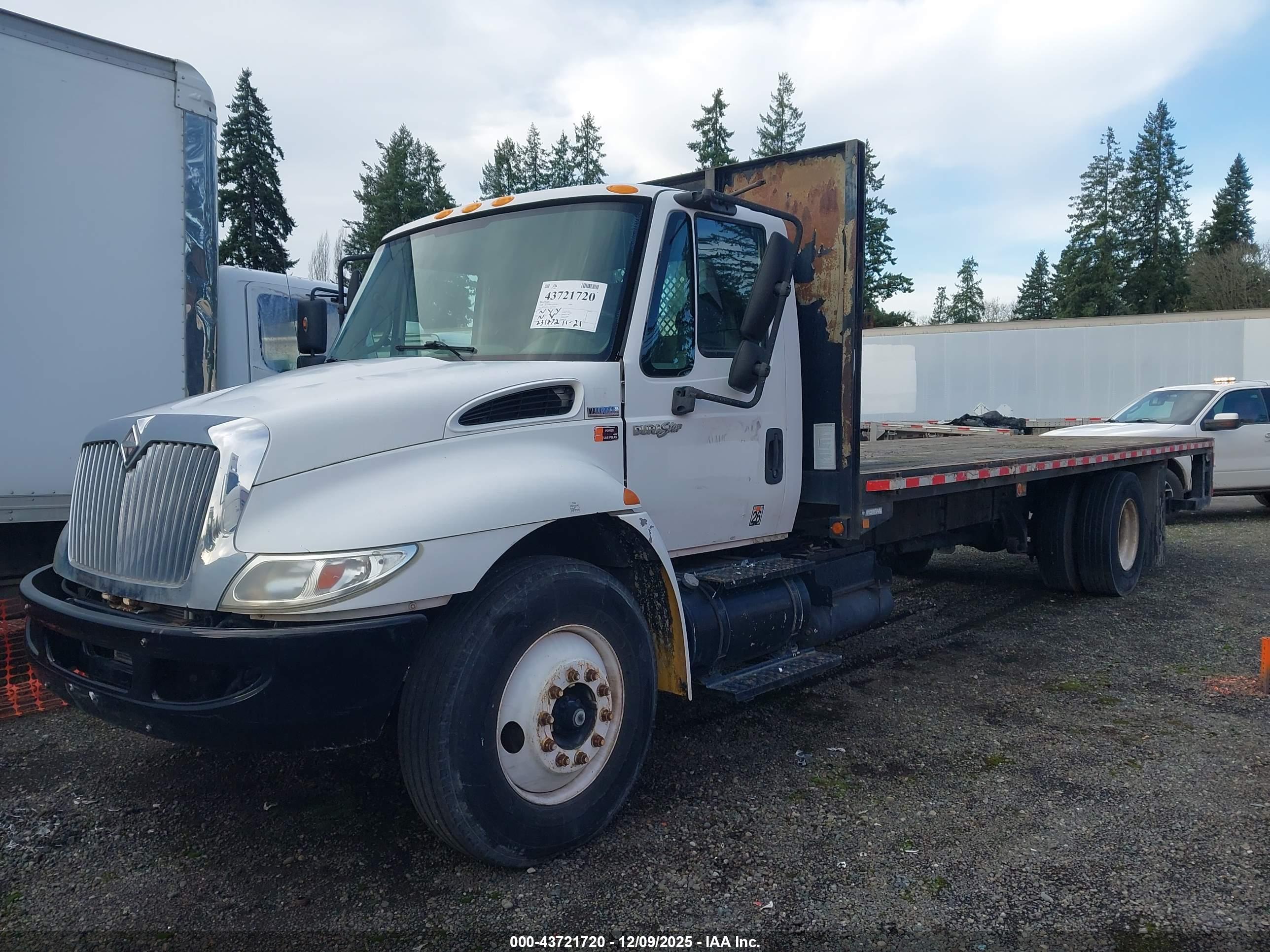 INTERNATIONAL 4000 image 2