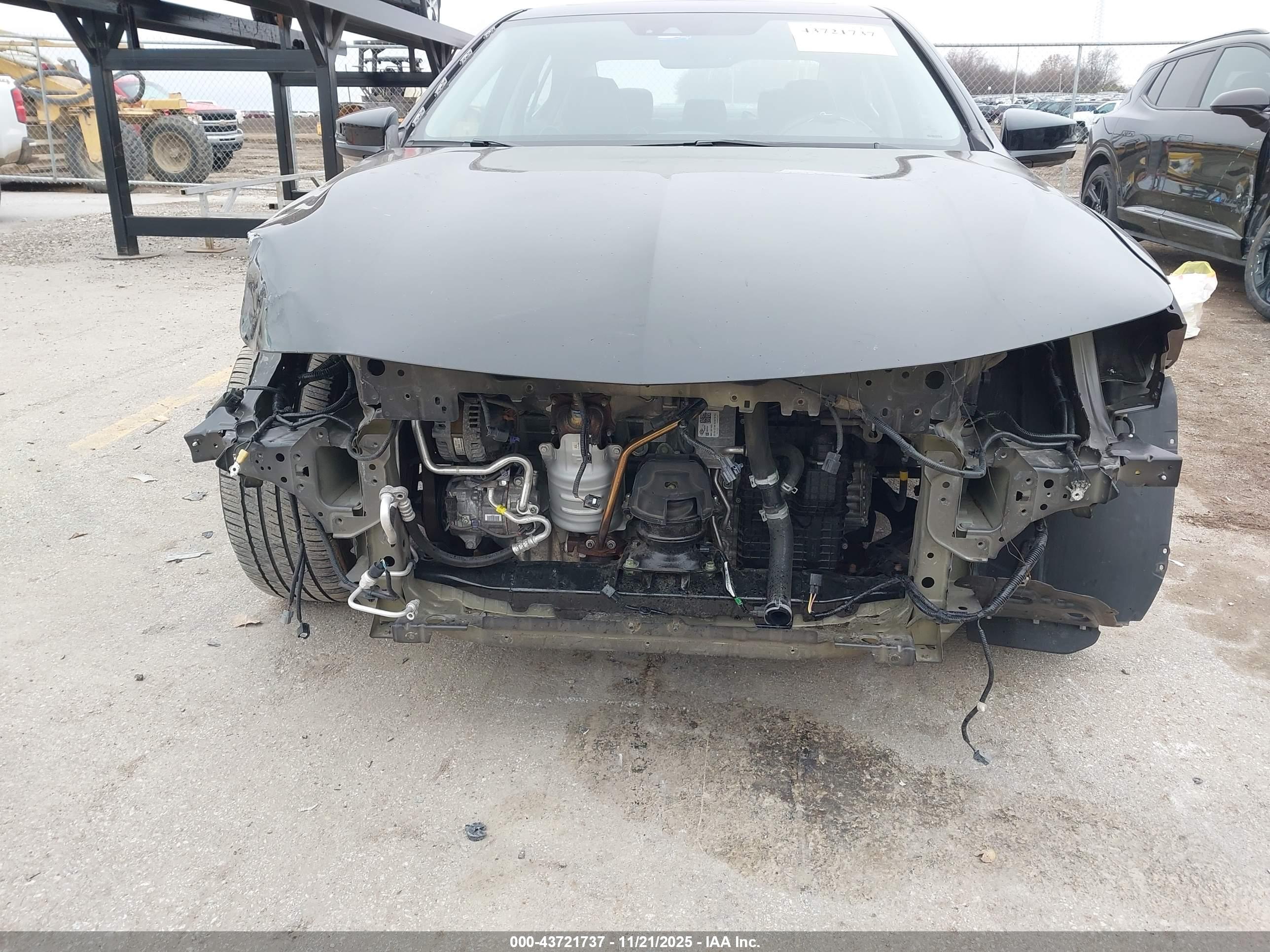 ACURA TLX image 6