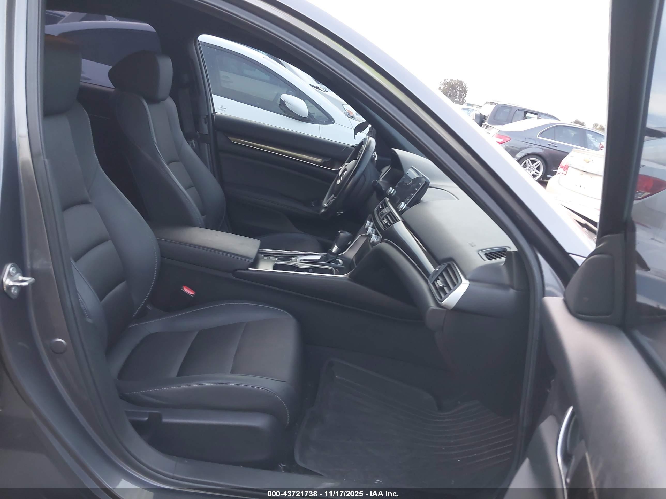 HONDA ACCORD image 5